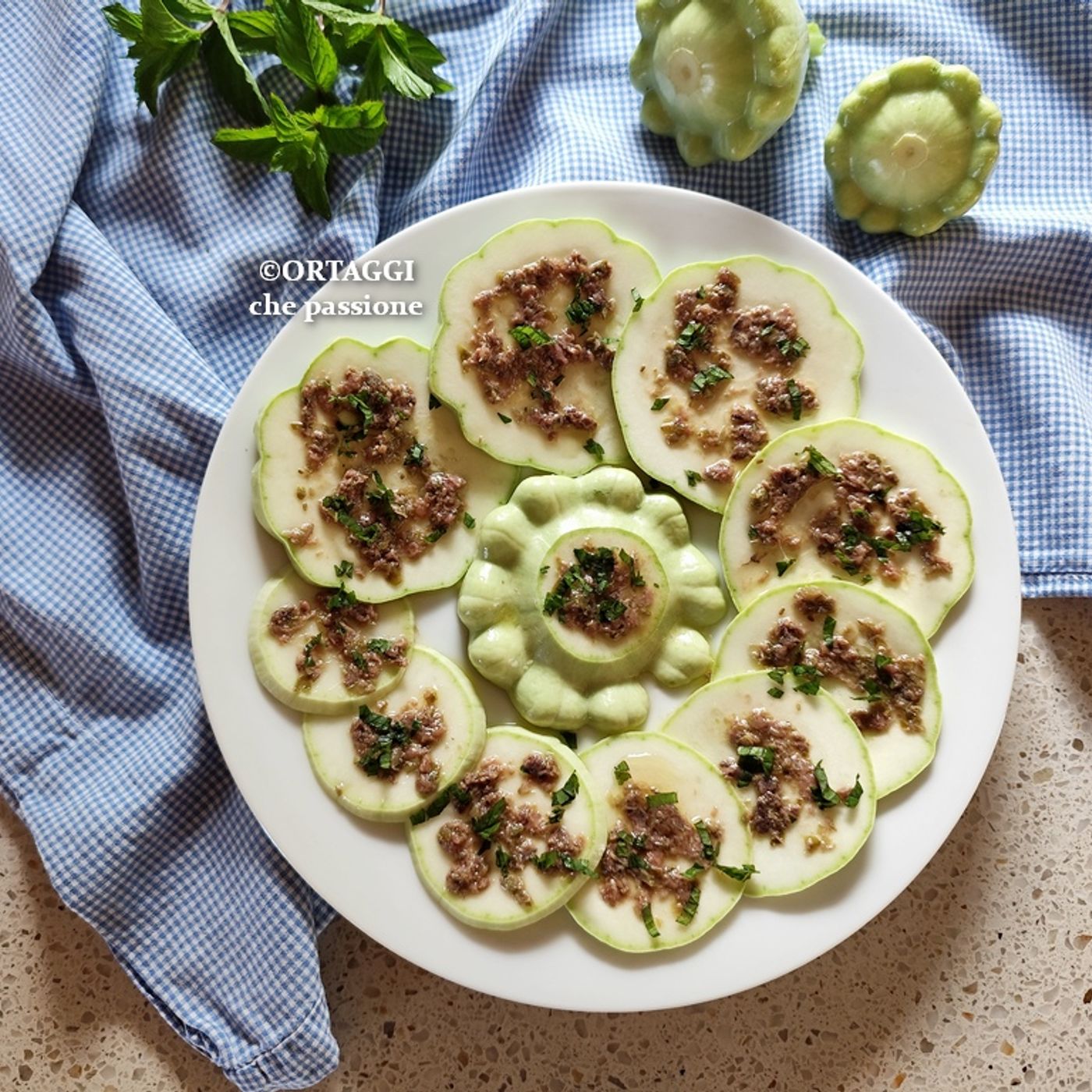 Carpaccio di zucchine Patisson crude episode artwork