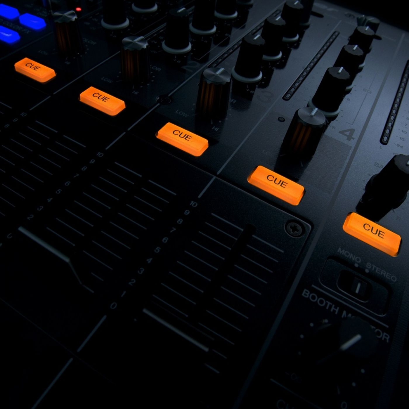 Dance Selection Live Radio