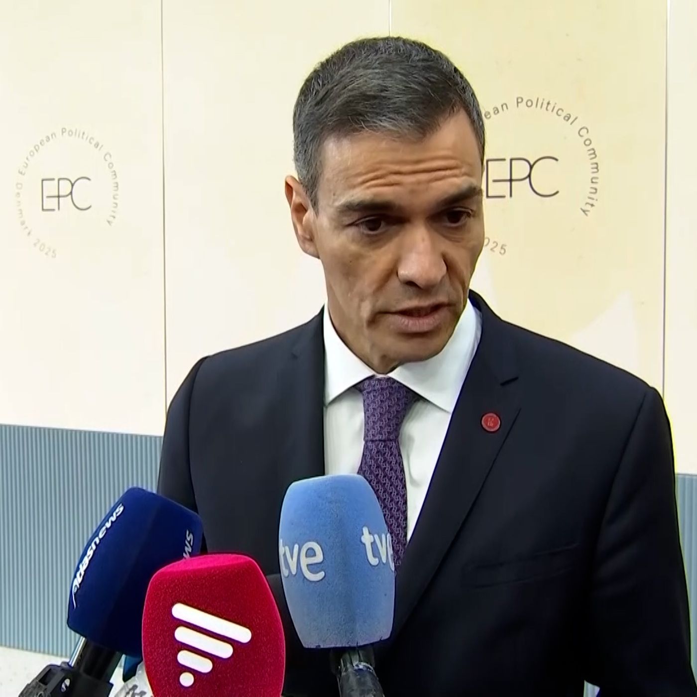 Es Noticia: Los sobres le estallan a Sánchez, que negaba la financiación ilegal del PSOE