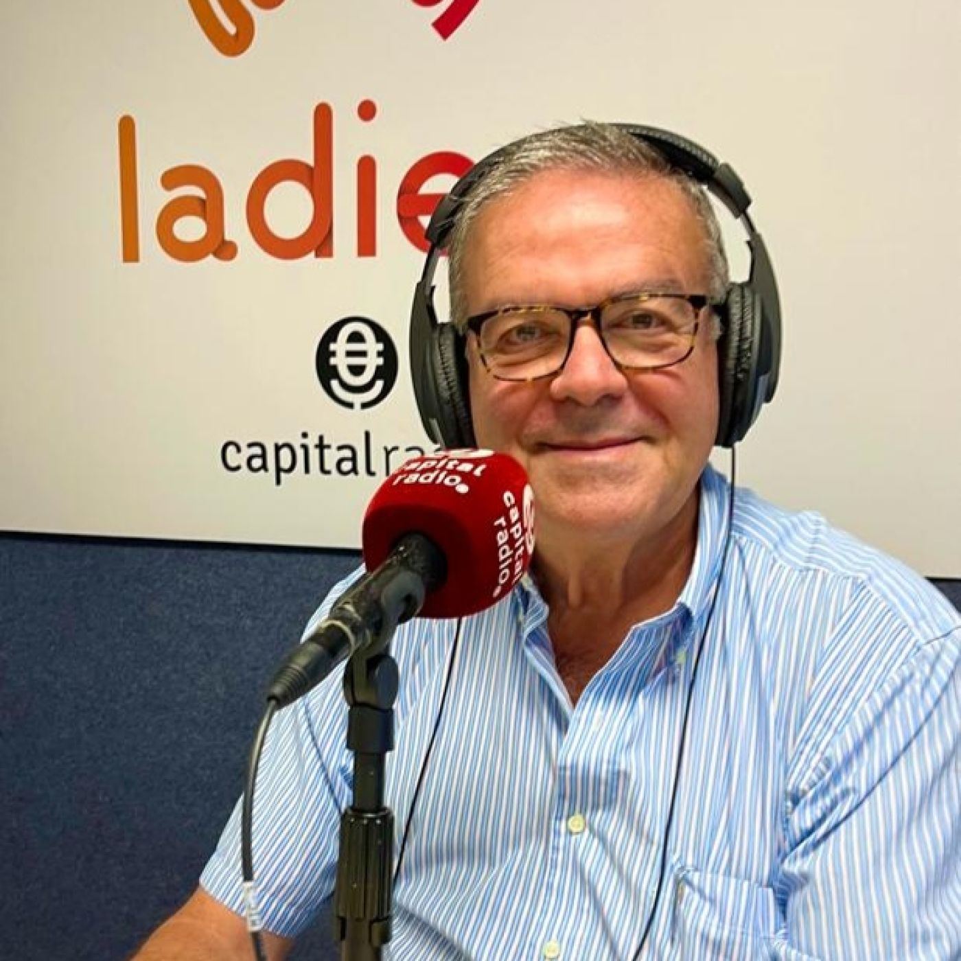 La Diez Capital Radio