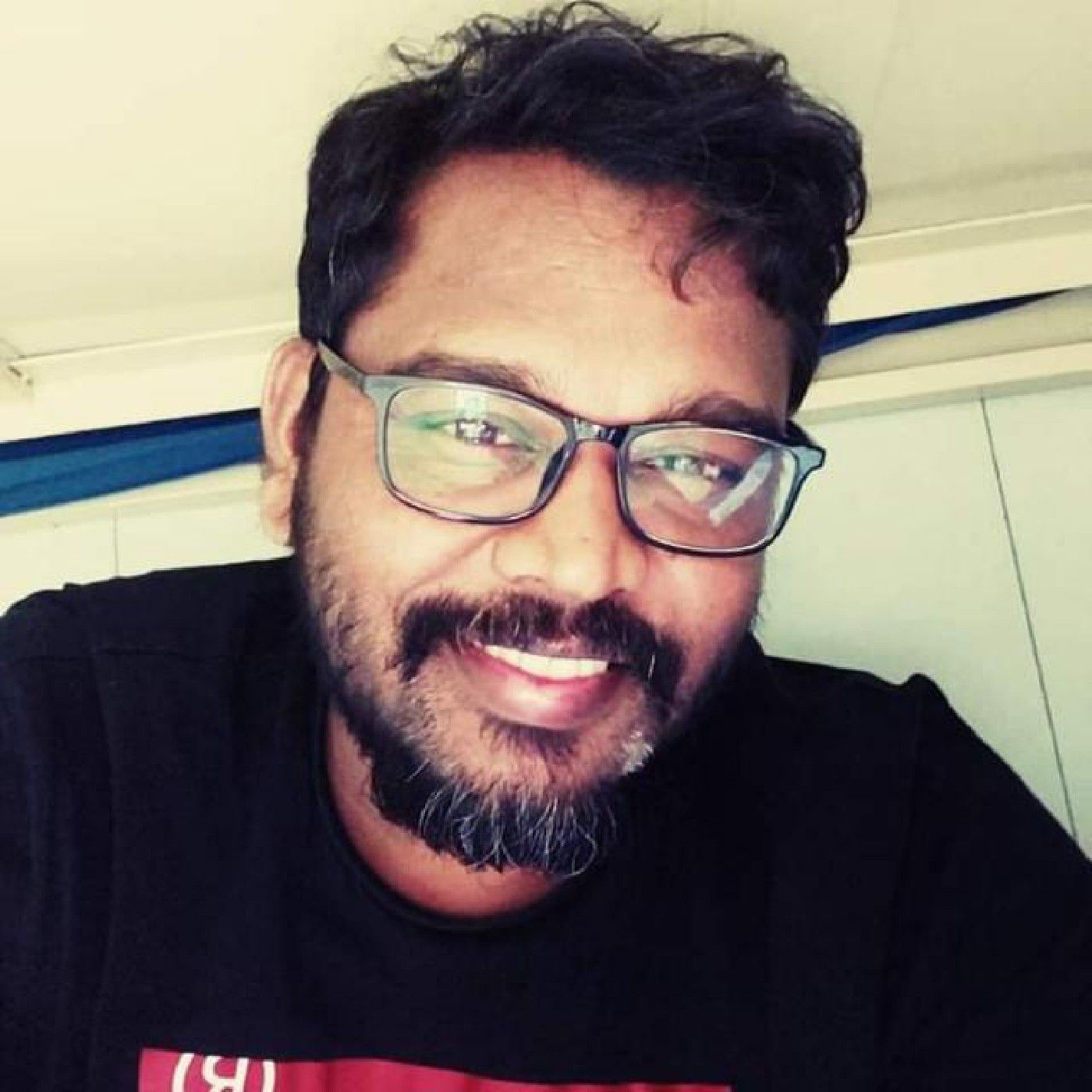 உயிருடன் நண்பன் cover art