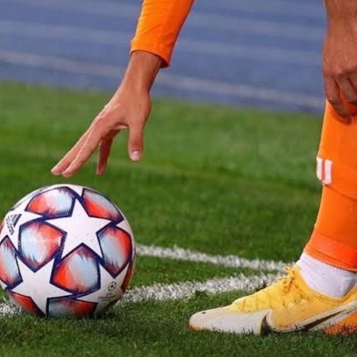 S84E5: It's Become A Bit Of A Mockery Corners There's All Sorts Of Bear-Hugs - Trevor Gear On "Corners"