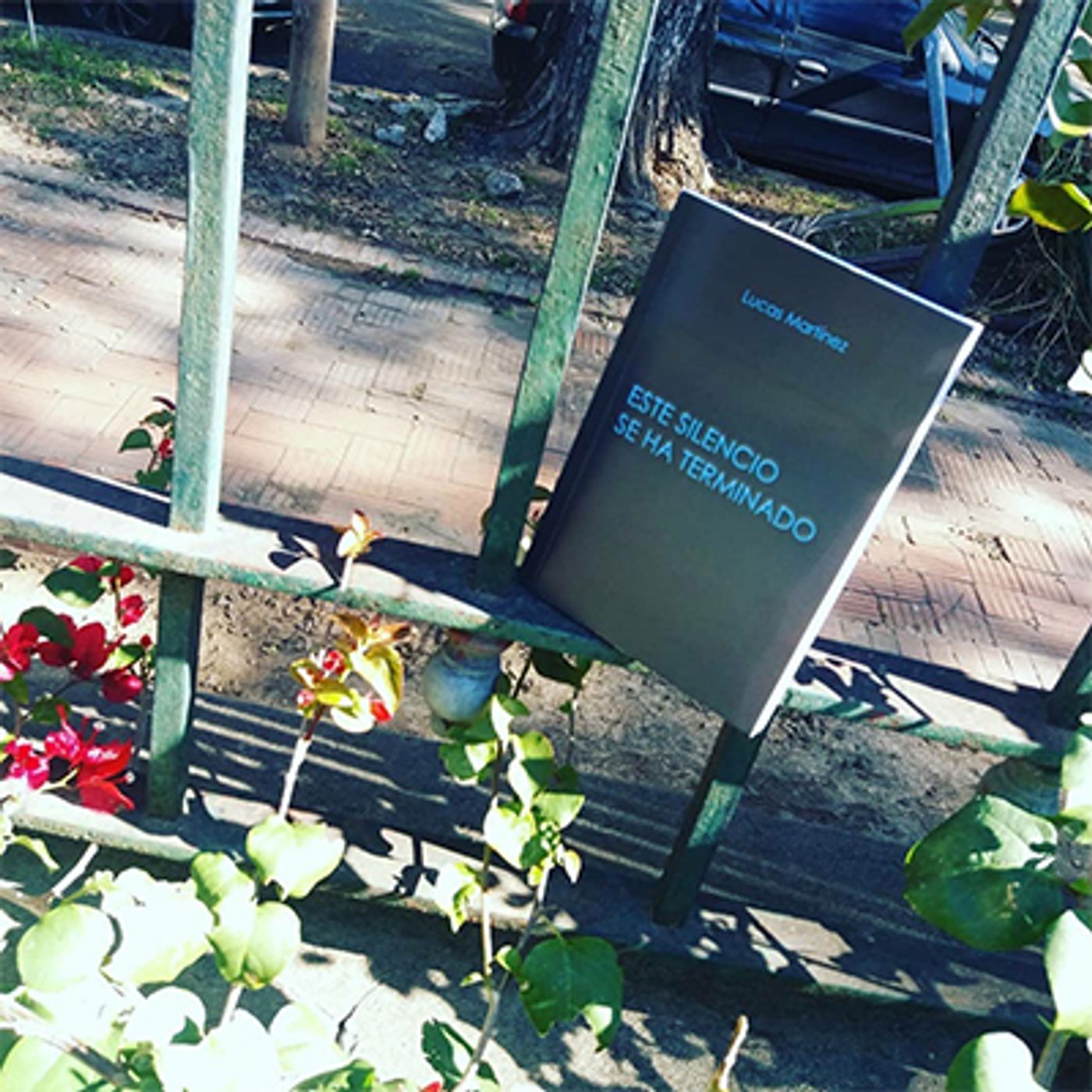 UN LIBRO TU MEJOR COMPAÑÍA