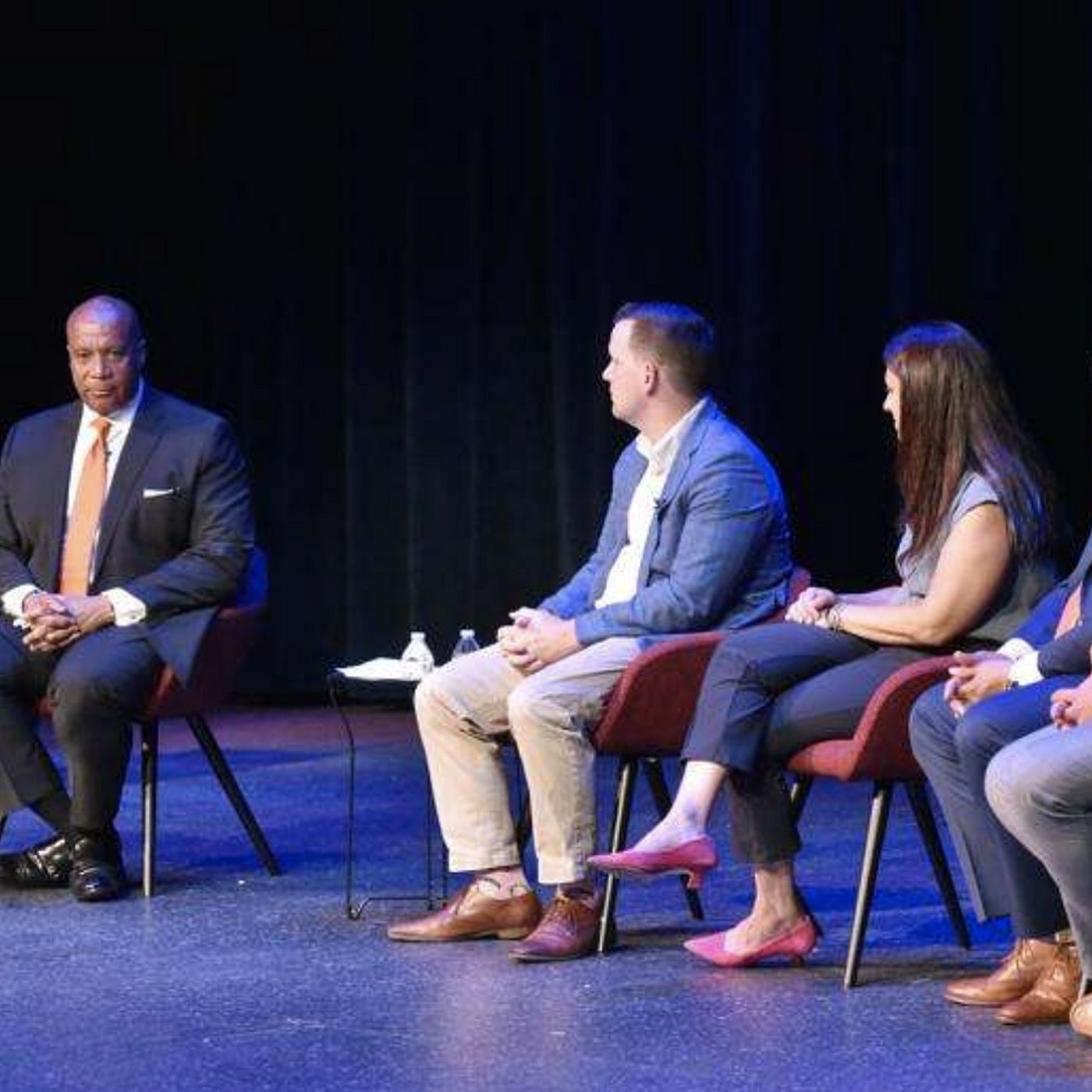‘Indiana is moving fast’: Arlington Heights group rallies to keep Bears in Illinois