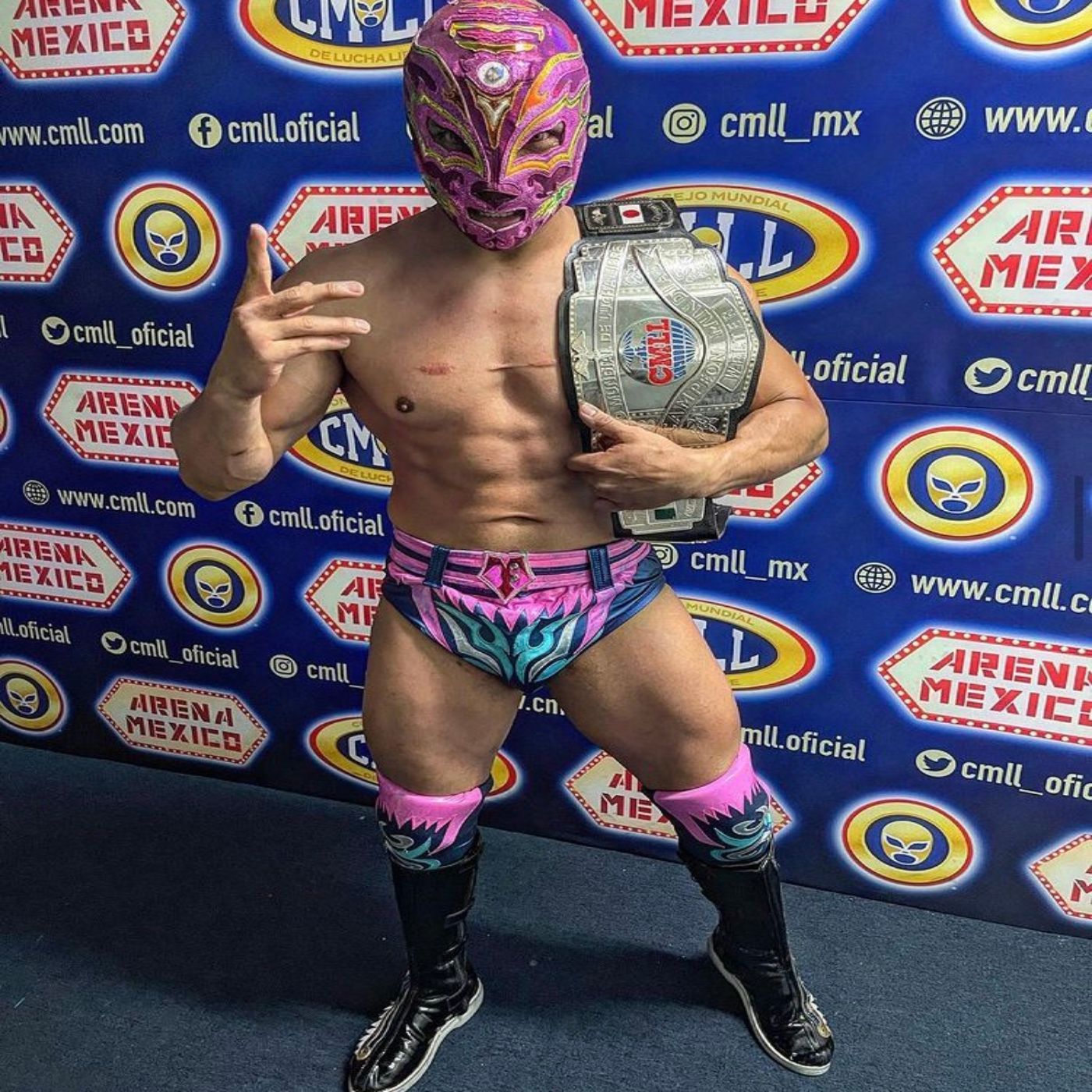 Lucha Central Weekly En Español - Especial - Entrevista con Titán episode artwork