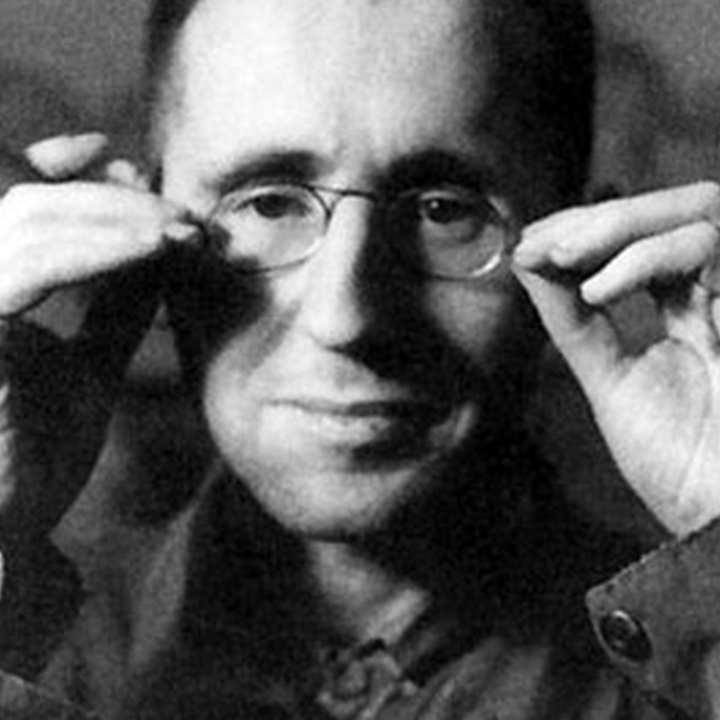 "Mãe coragem e seus filhos", de Bertolt Brecht episode artwork