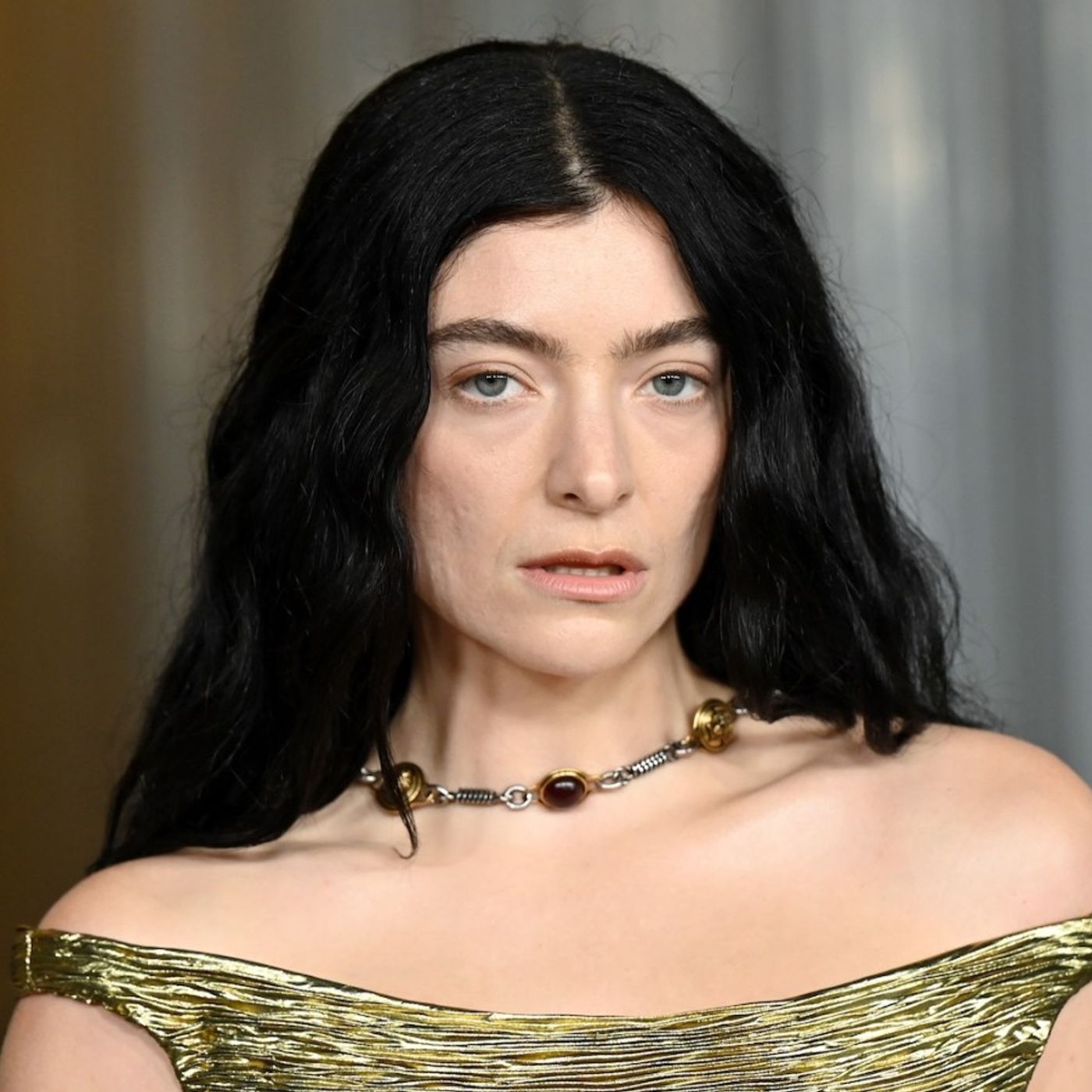 Lorde Marks ‘Virgin’ Anniversary With 49 ‘Xrays’ Demos From the Album episode artwork