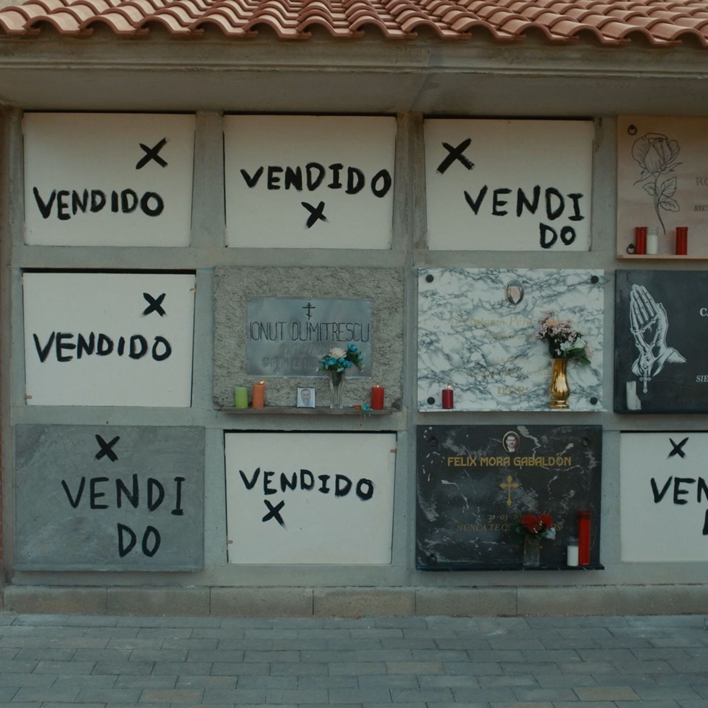 Estrenos en cines: La Callas de Angelina Jolie, policías corruptos y un pueblo manchego con fantasmas