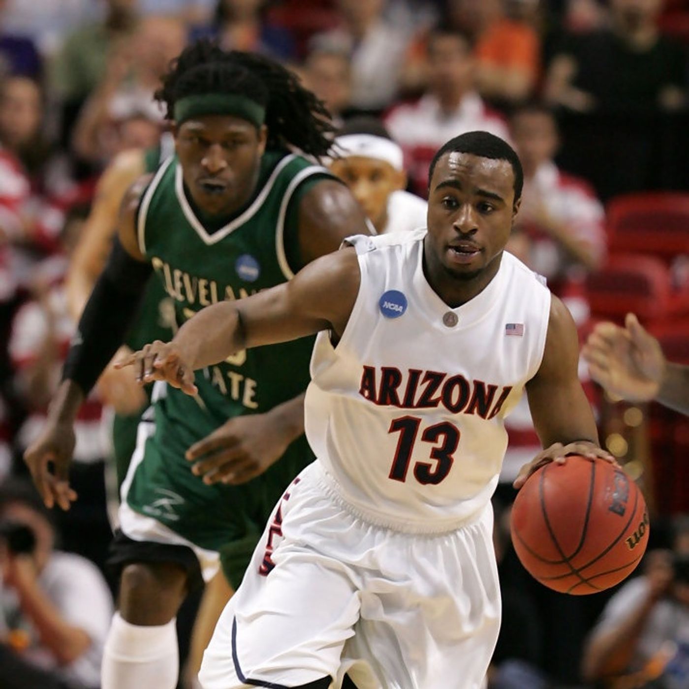 Ep.37 : More off court controversy in Tucson and Part Four of the Buzzer Beater series episode artwork