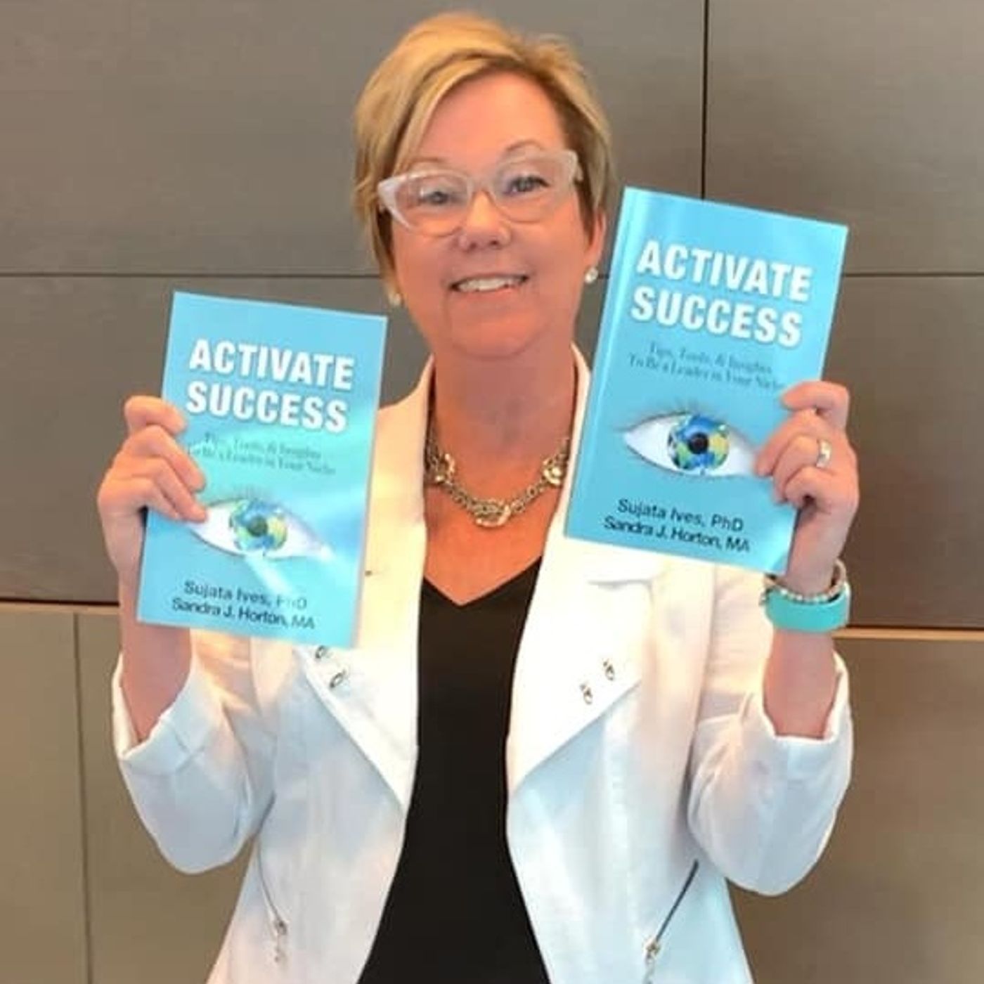 Sandra J.Horton leadership change agent podcast artwork