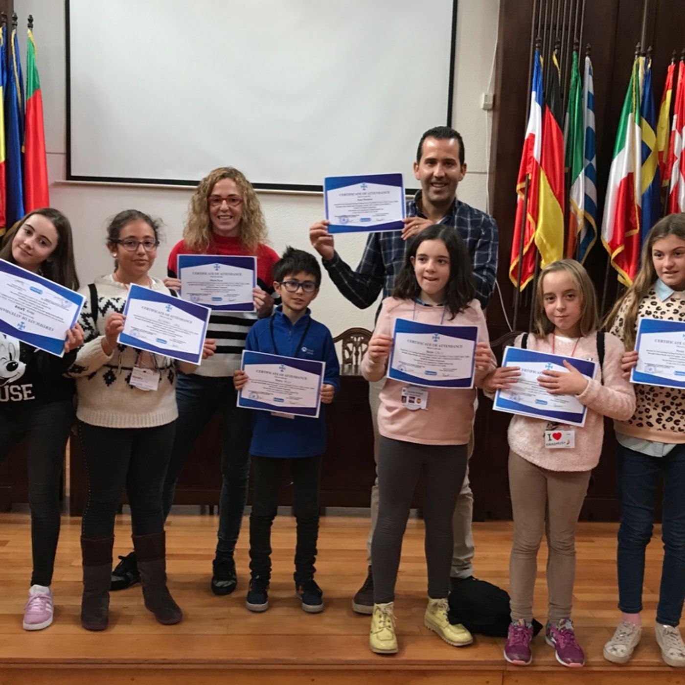 Resumen De Nuestra Estancia En Rumania - Eurokids24news Spain episode artwork