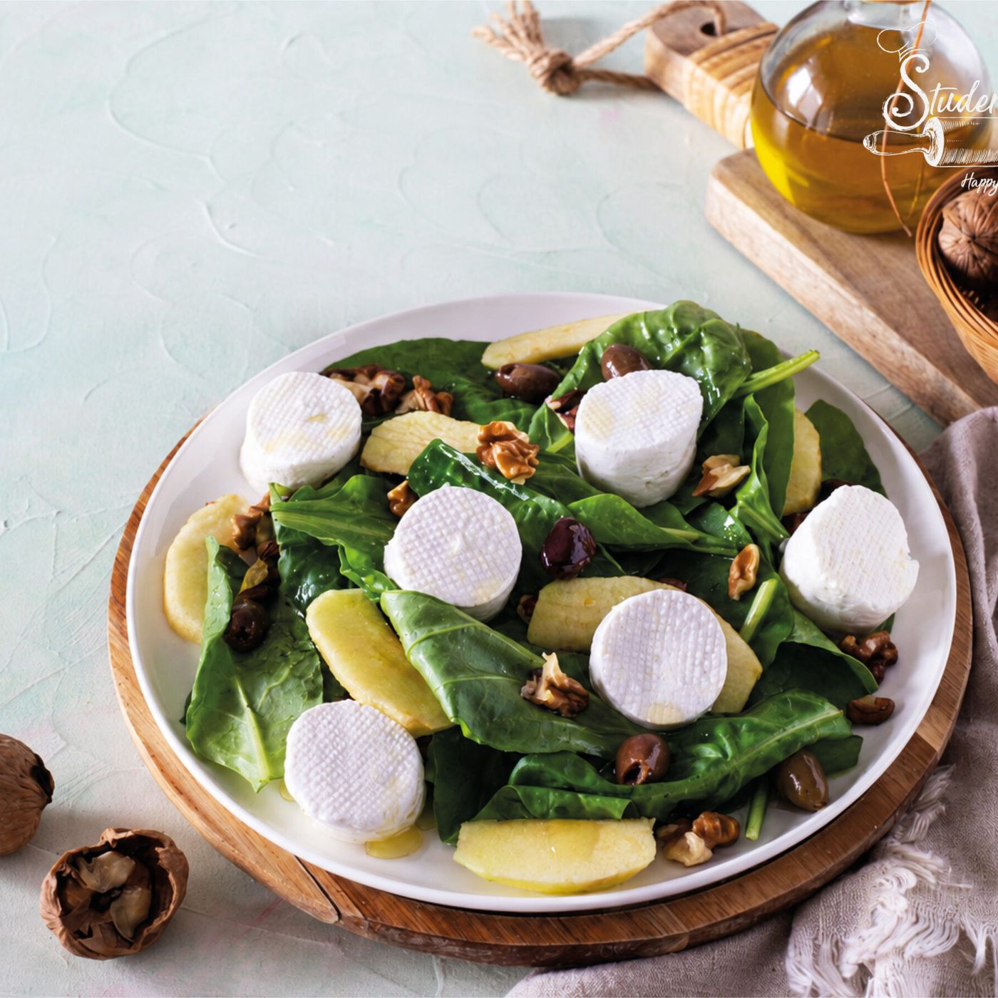 INSALATA DI SPINACI CON FORMAGGIO FRESCO, PERE E NOCI episode artwork