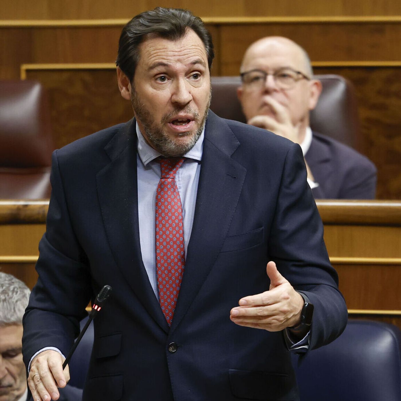 Con Ánimo de Lucro: Así cuidan Óscar Puente y Pedro Sánchez de los trenes en España