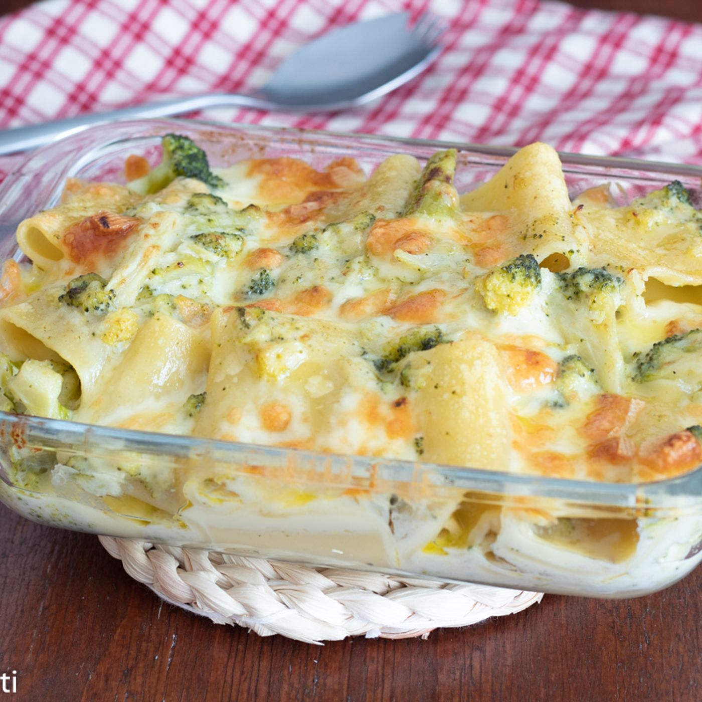 PASTA AL FORNO BROCCOLI E BESCIAMELLA episode artwork