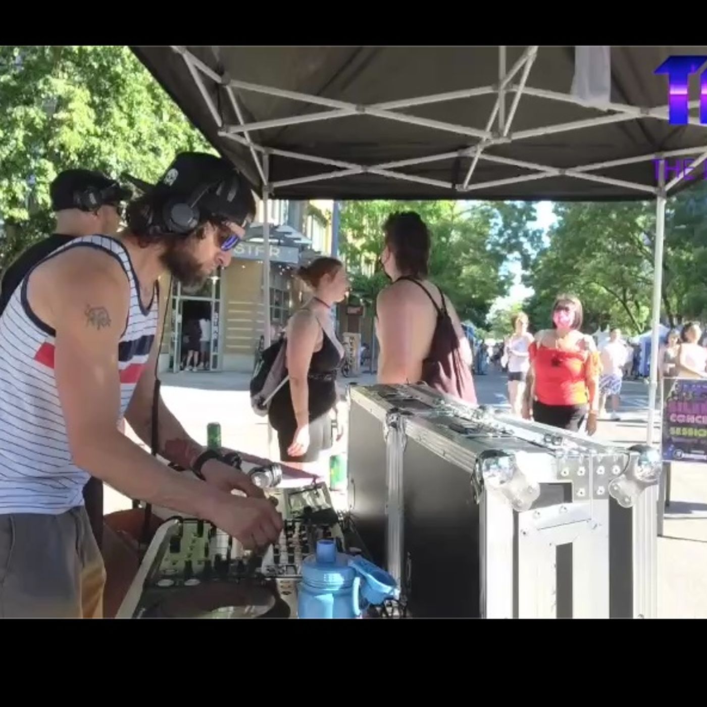 The DJ Sesisons