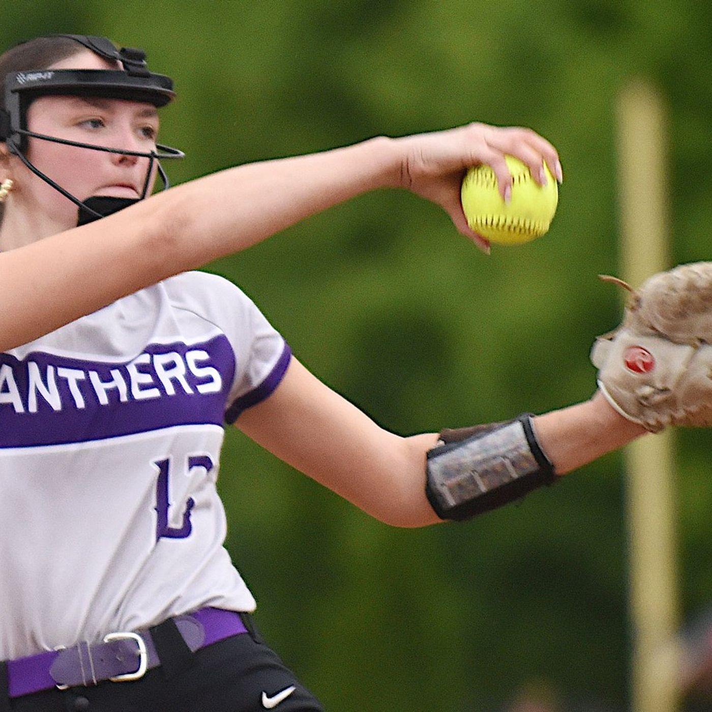 Maddy Delya hunkers down in circle, delivers go-ahead hit in Manteno’s comeback win over Herscher episode artwork