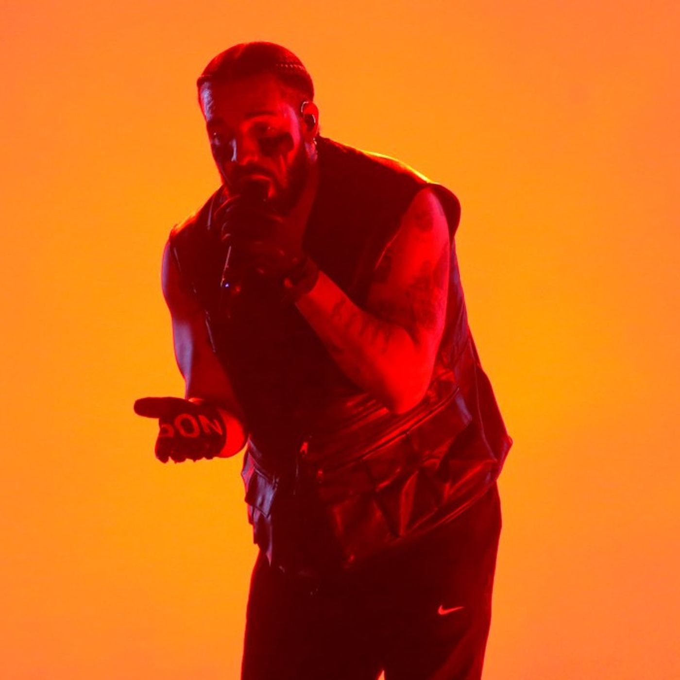 Drake’s ‘ICEMAN’ Scores Third Week Atop Billboard 200