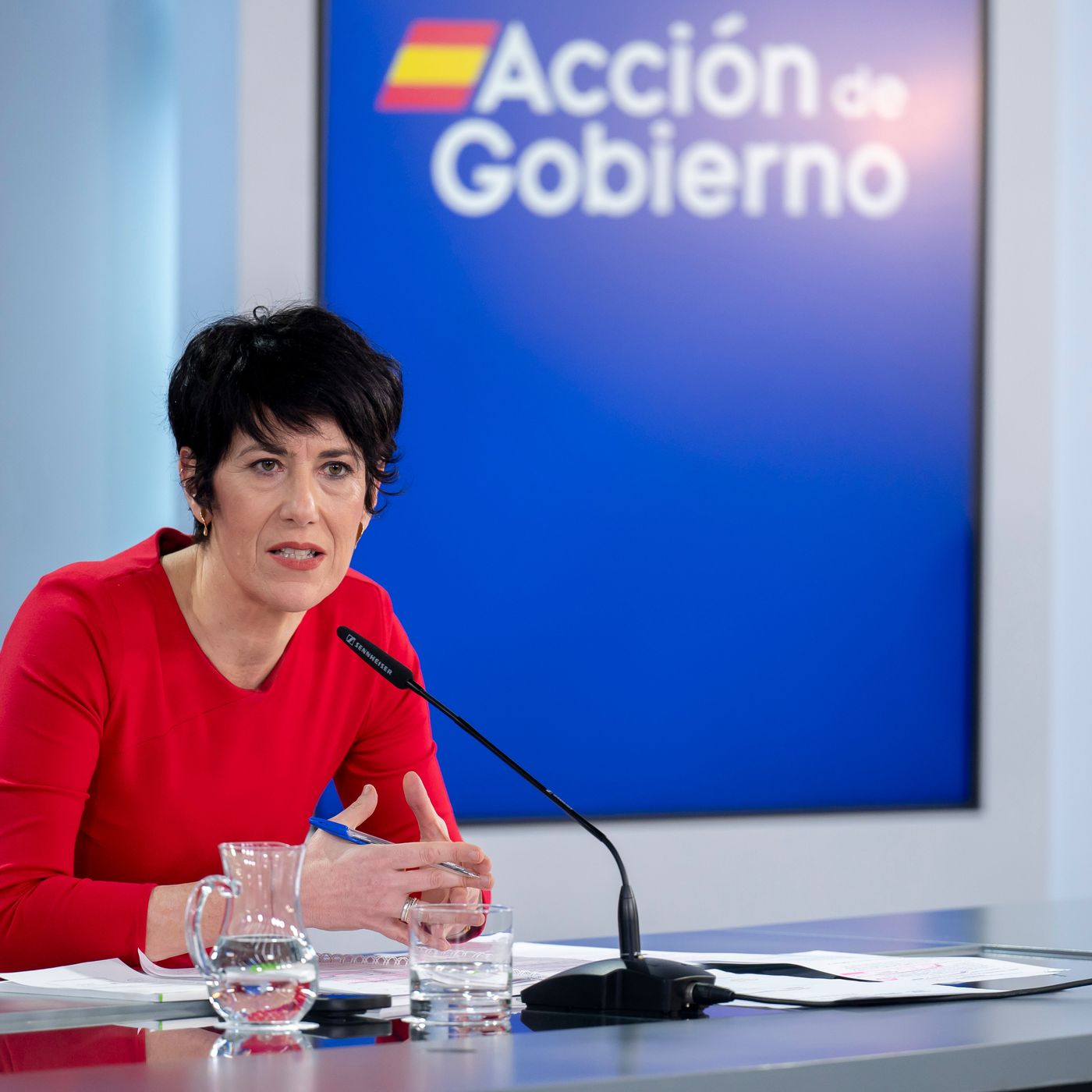 La Brújula de la Economía: El paro, el número de afiliados a la SS y la subida del petróleo (06/04/2026) episode artwork