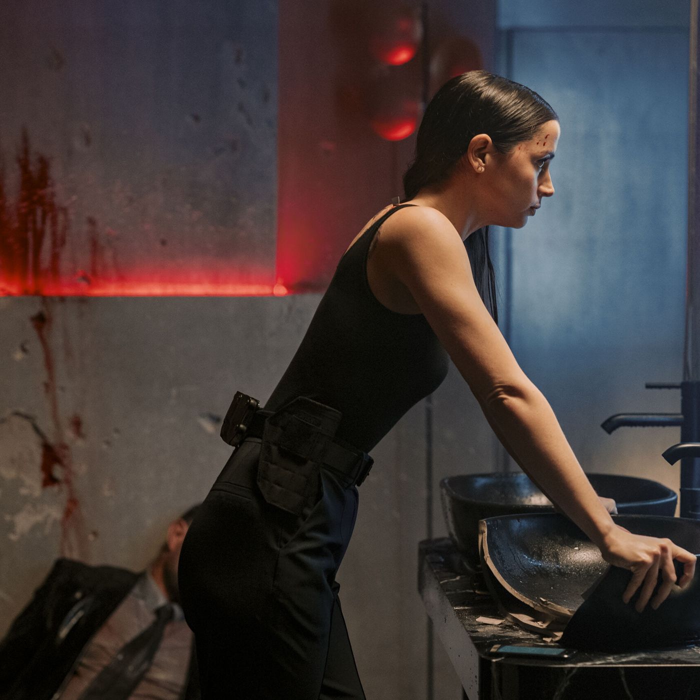 Es Cine: Una asesina Ana de Armas, la suerte de Hugo Silva y Megan Montaner, Elsa Pataky, Series y Noticias Flash