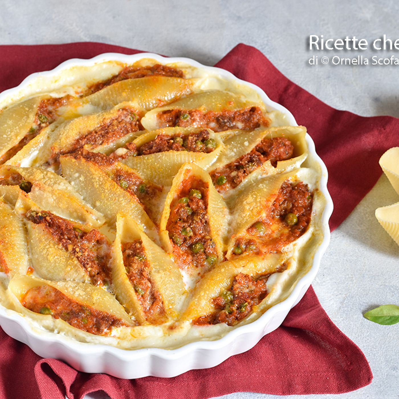 Conchiglioni ripieni al ragù con piselli e mozzarella episode artwork