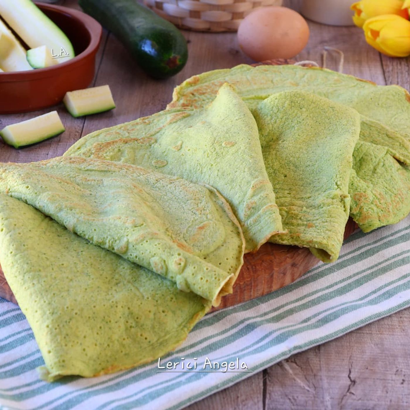 Crêpes di zucchine la ricetta facile leggera e pronta in pochi minuti