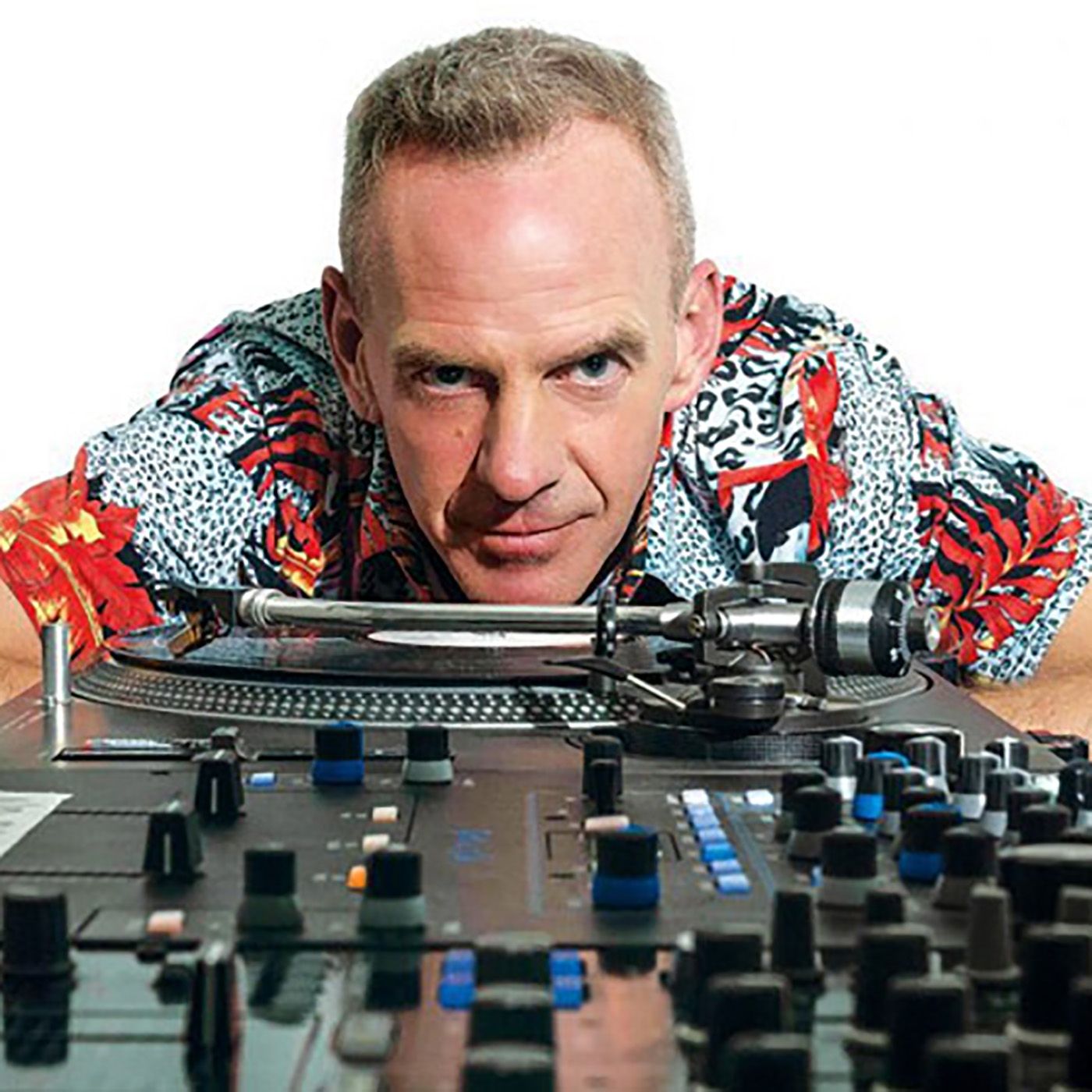 043 3HITSMIXED Fatboy Slim - Mixing
