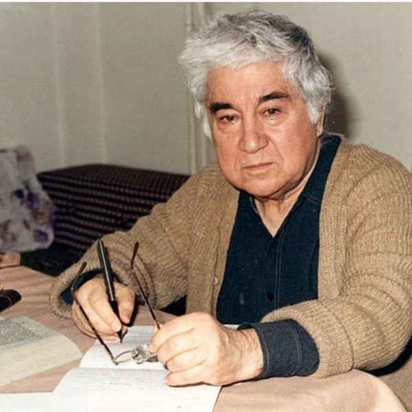 گلچینی از نوشته‌های عزیز - نویسنده طنز ترکیه ای