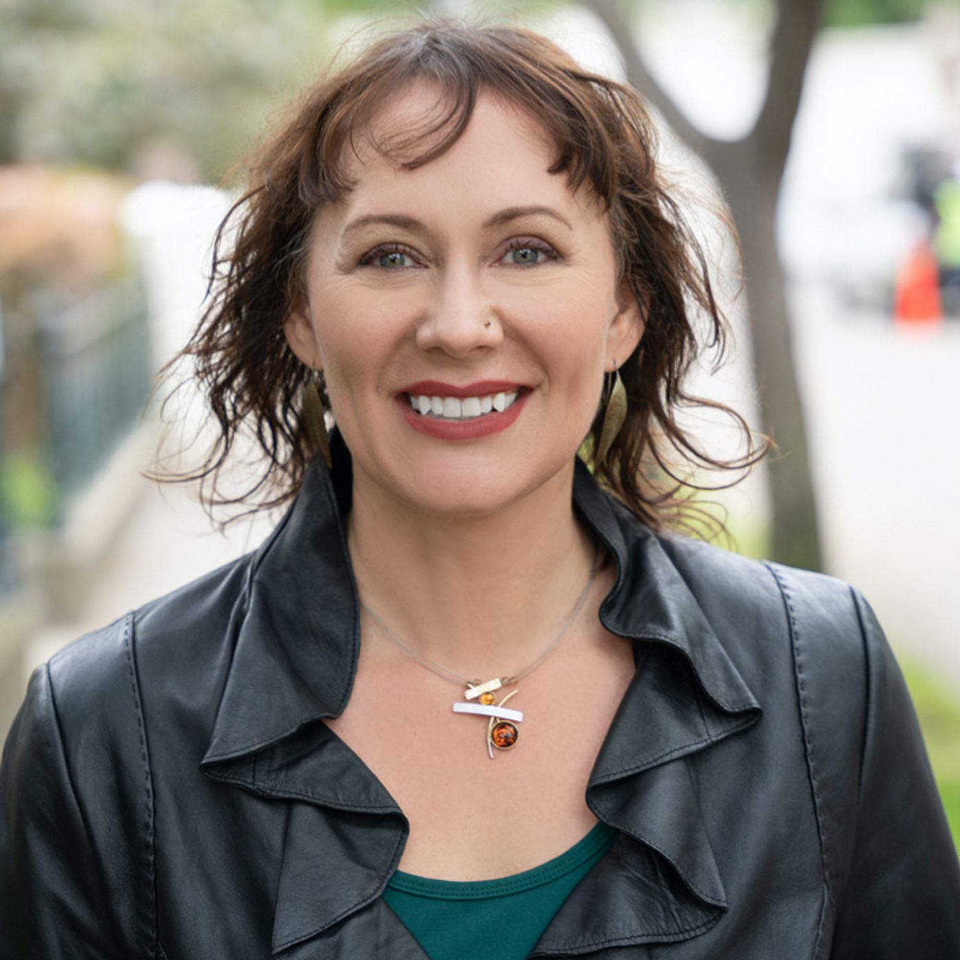 SJ Harrison – Overcome The Fear of Speaking To Unlock Your Performance Power episode artwork