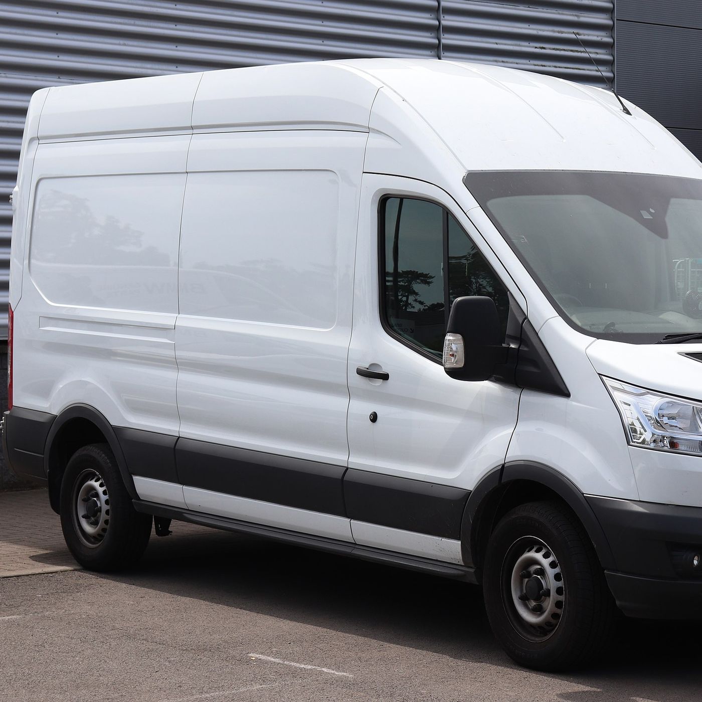 HOA said "no office shed" ...so instead I wanna build one into a cargo van... | 276 HOA said "no office shed" ...so instead I wanna build one into a cargo van... | 276