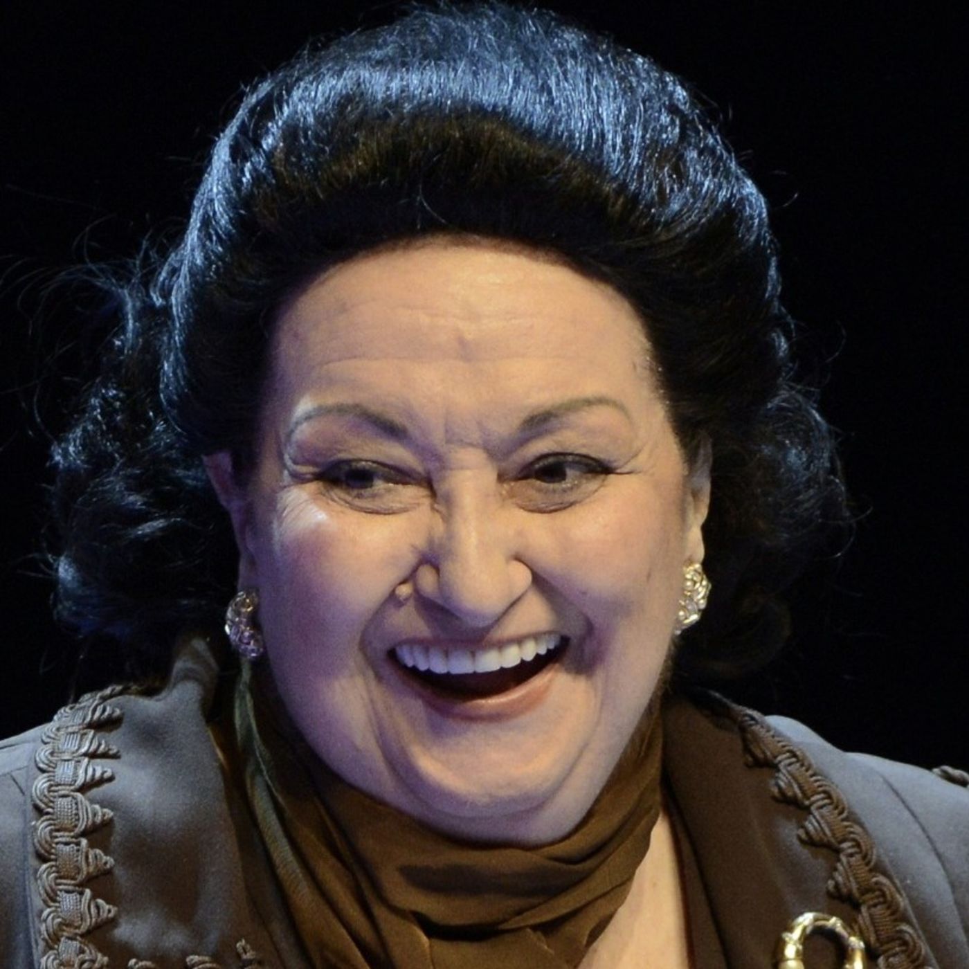 Biografías/Coral Bravo