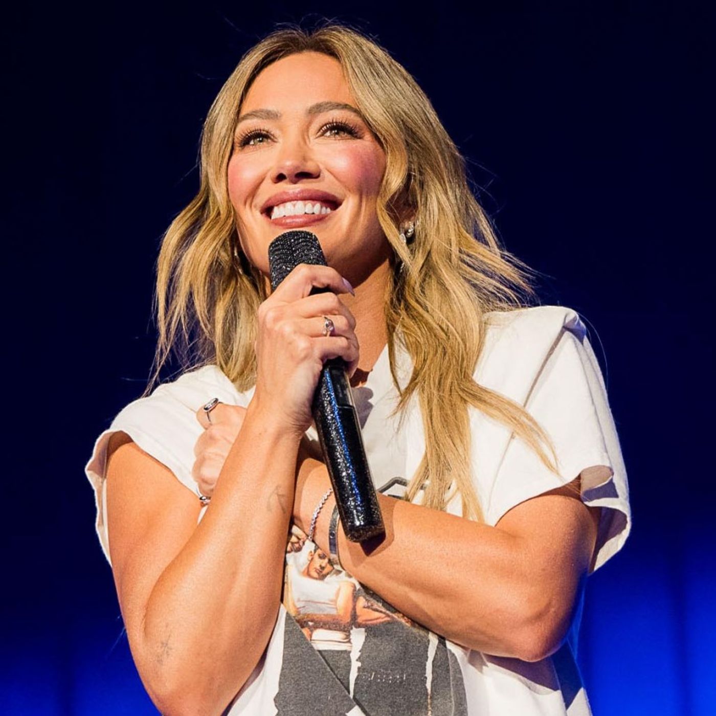 Six Reasons Why You Should See Hilary Duff’s Tour Right Now