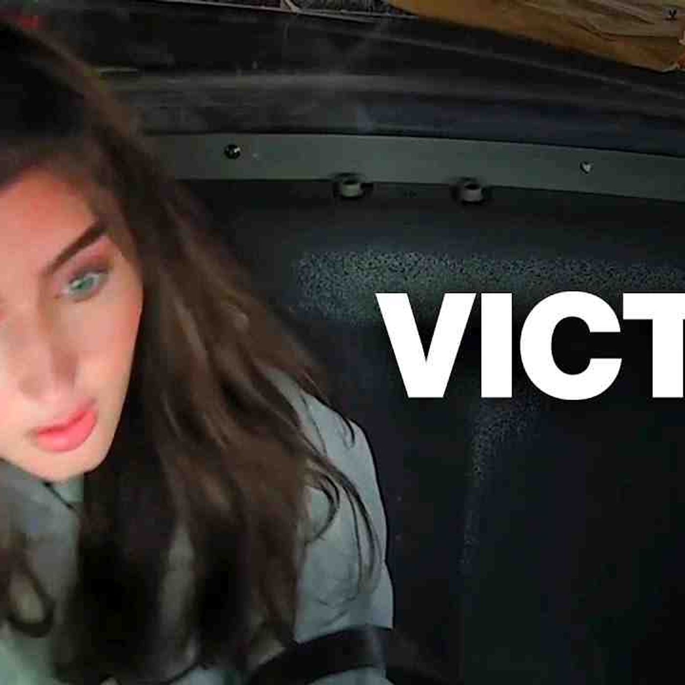 Girl Pranks The Police