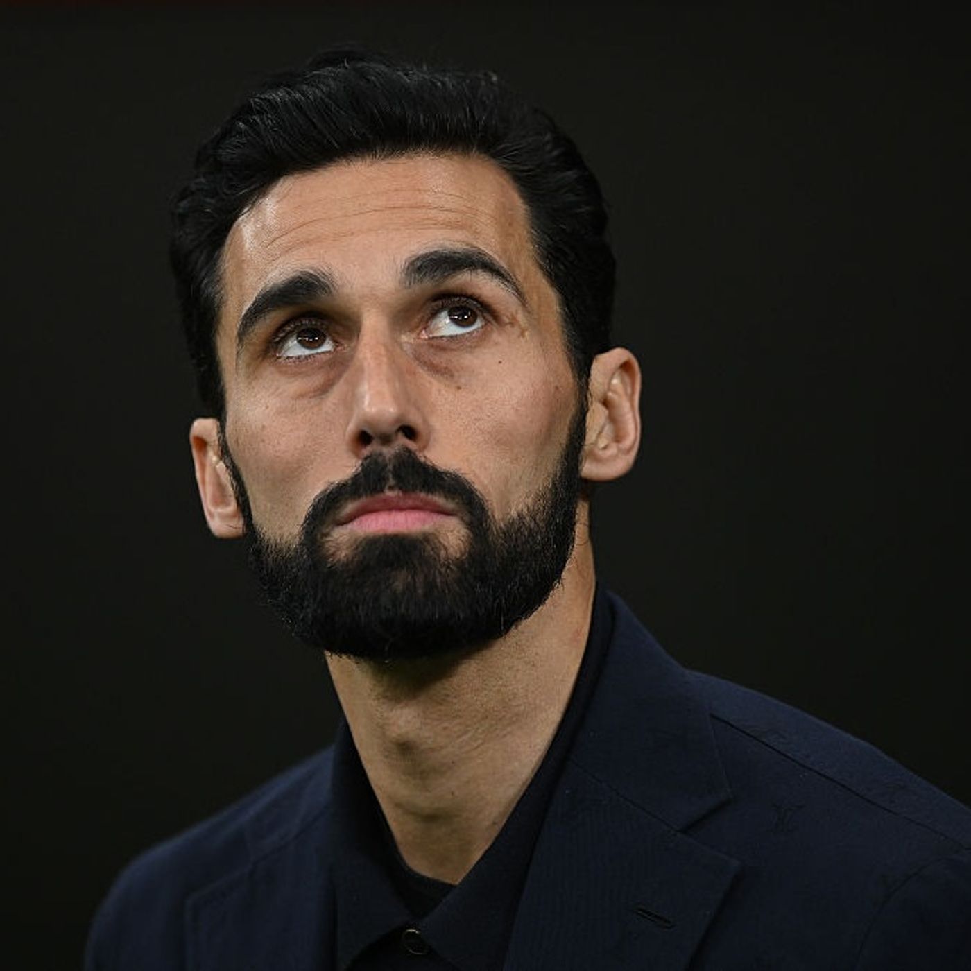 Noticias El Larguero | Arbeloa relaja la tensión en el vestuario, pero los jugadores del Real Madrid no lo ven como el revulsivo que esperab episode artwork