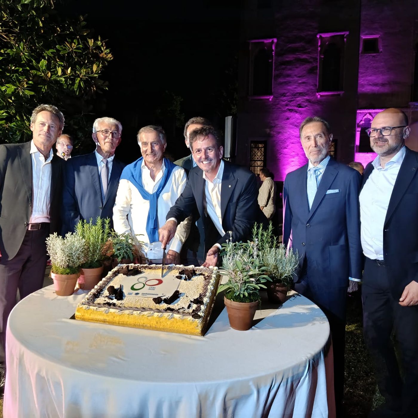 Ascom Thiene festeggia 80 anni: “Siamo la bussola dei commercianti”. Fotogallery episode artwork