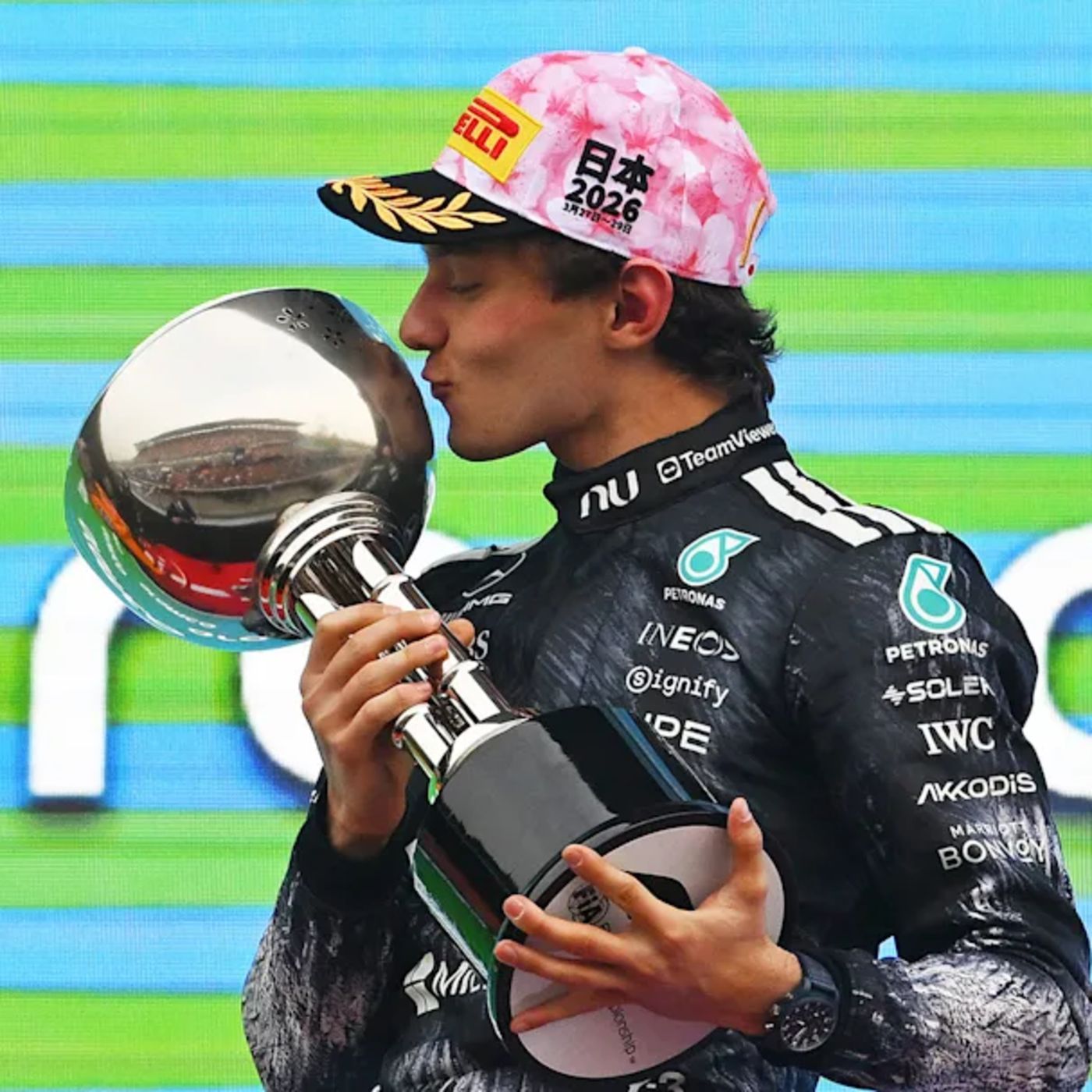 O líder de campeonato mais novo da história. Kimi Antonelli venceu no Japão episode artwork