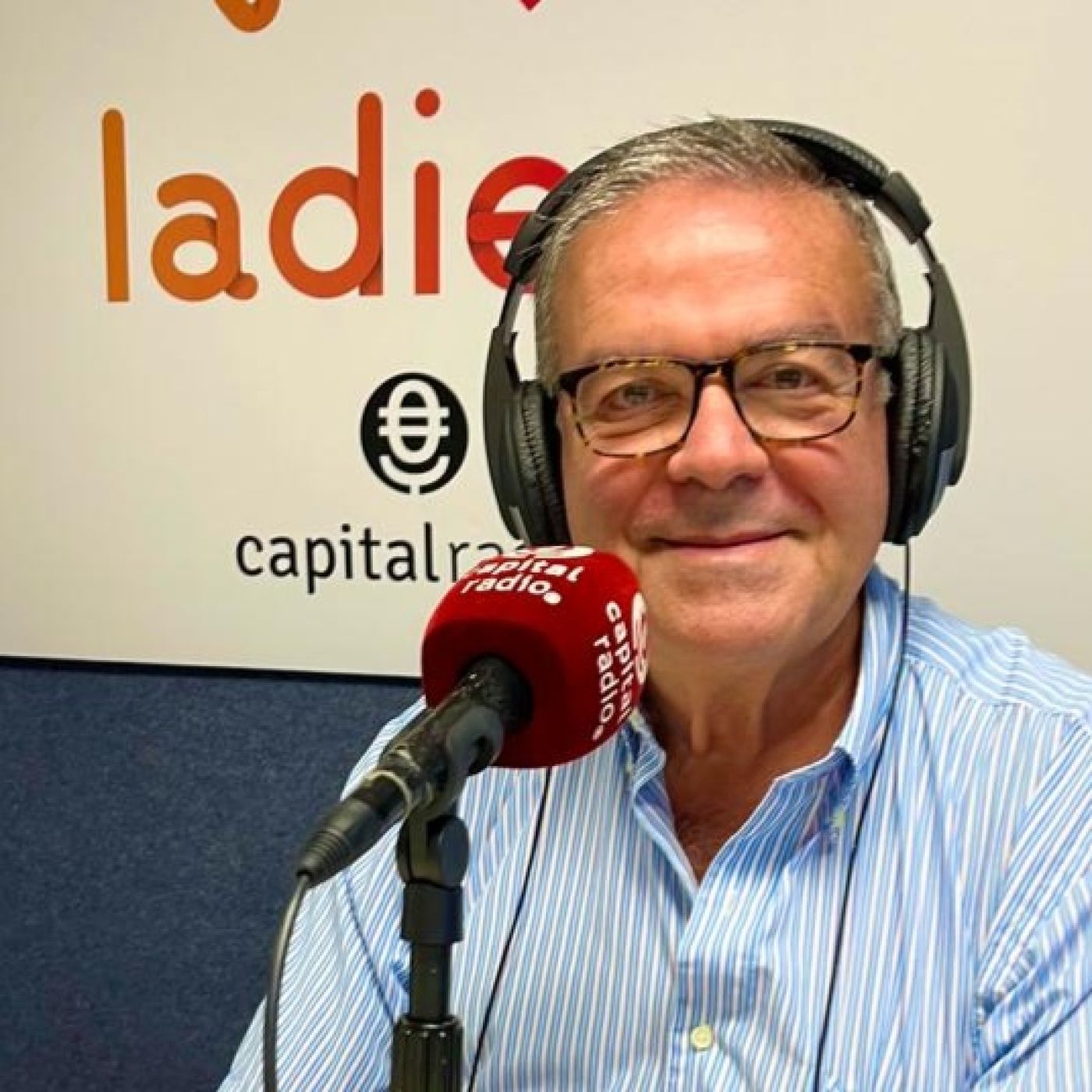 La Diez Capital Radio