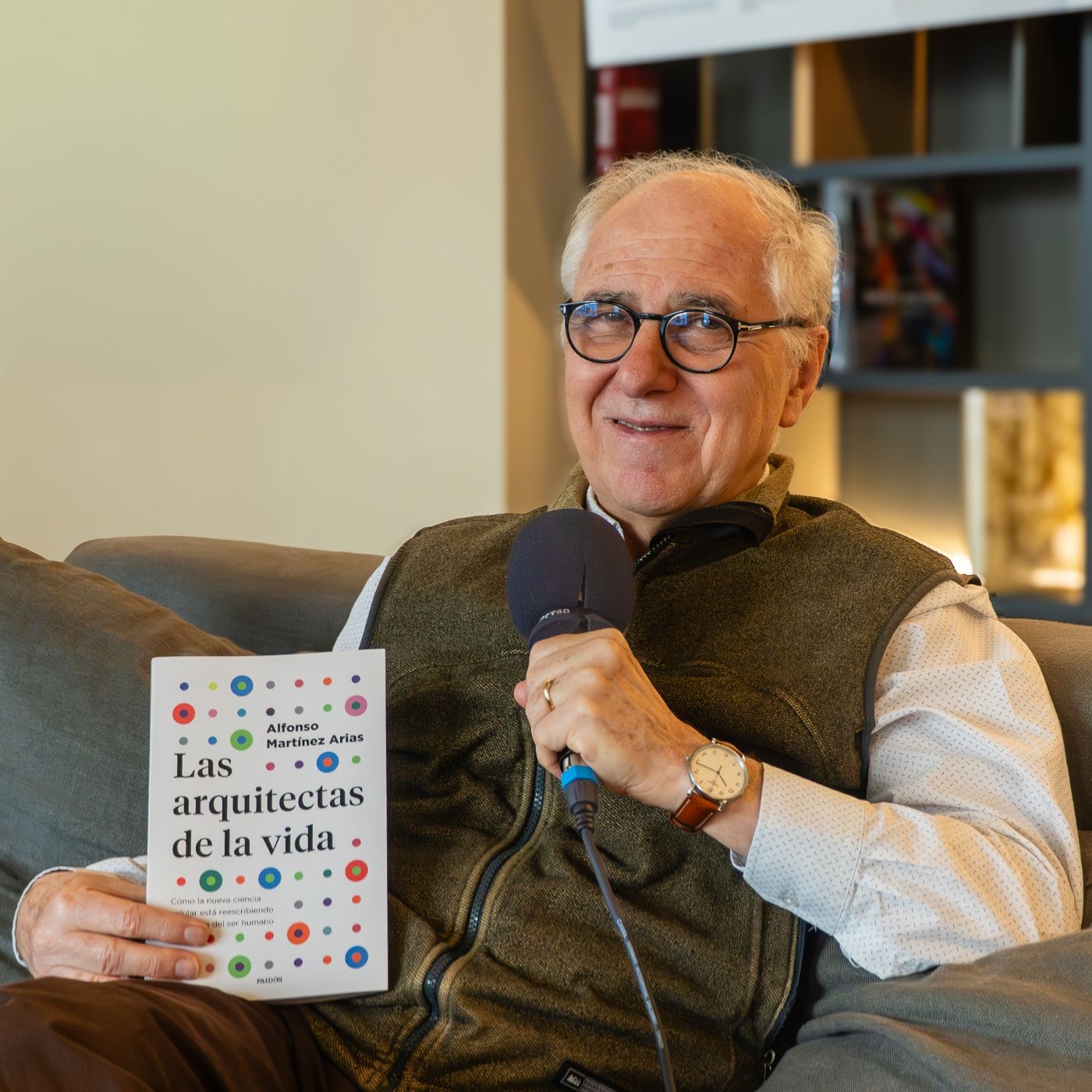 "As arquitectas da vida" con Alfonso Martínez Arias [Versión estendida] episode artwork