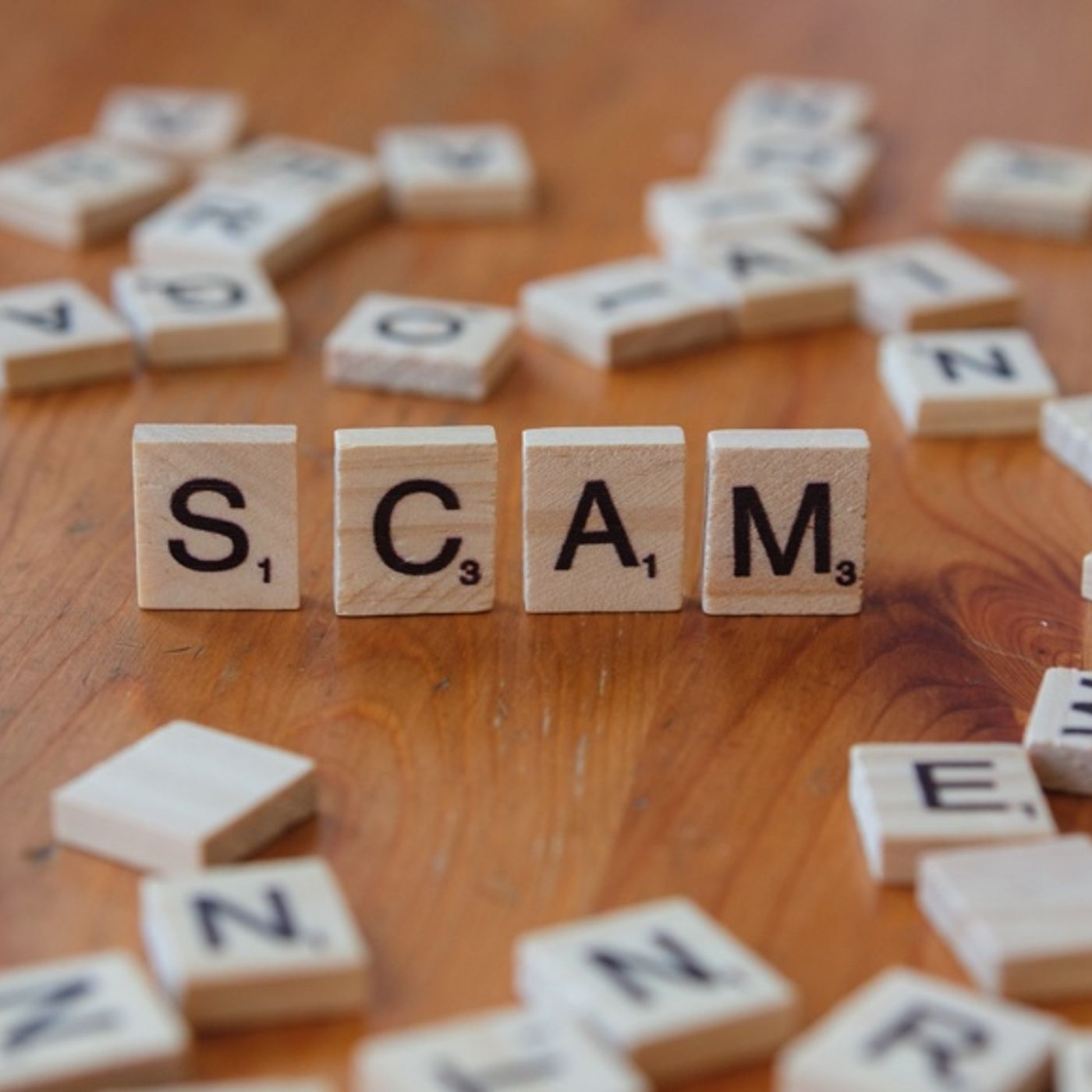 Scam: la truffa digitale che sfrutta fiducia, fretta e paura episode artwork