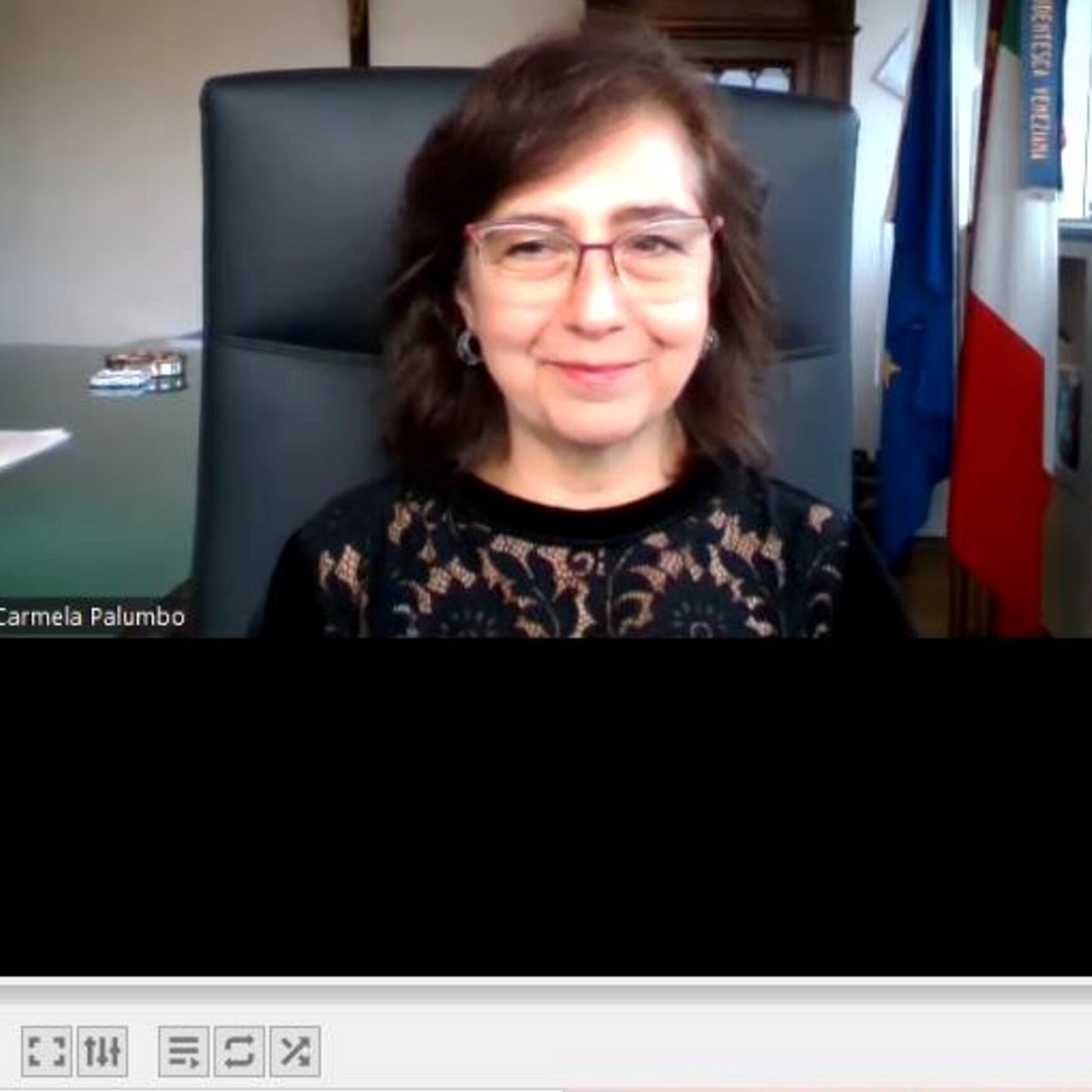 Insegnanti al microfono