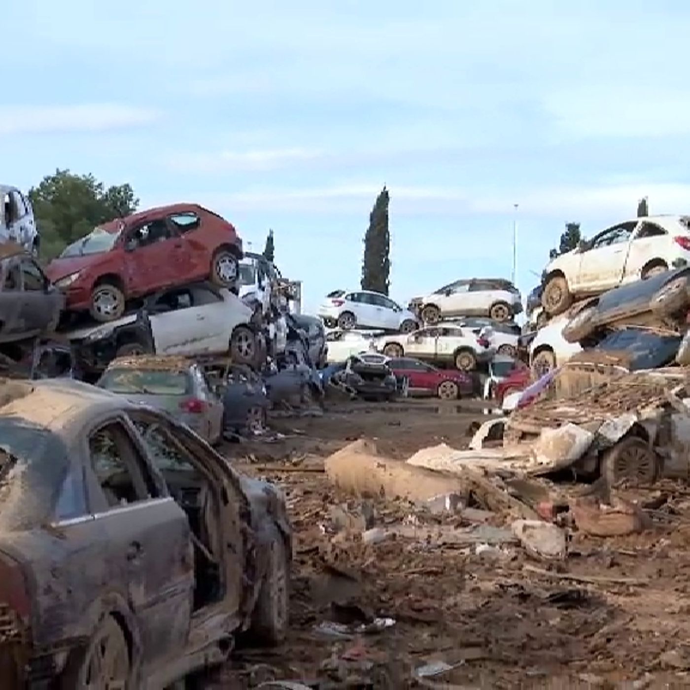 Federico a las 6: Valencia, sin ayudas y sin foco