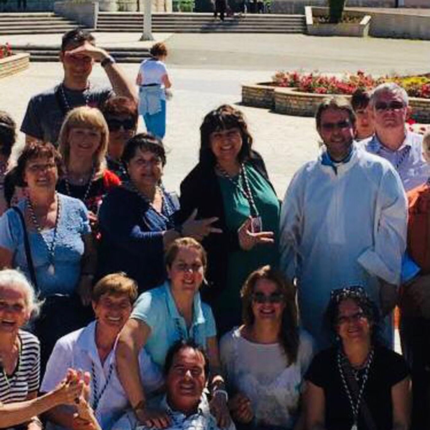 🌻〽️10) DV Valore d. S. Messa nella D.V. (Maurizio B., Claudia C. e Francesca di Gesù). Medjugorje 4-6-16 episode artwork