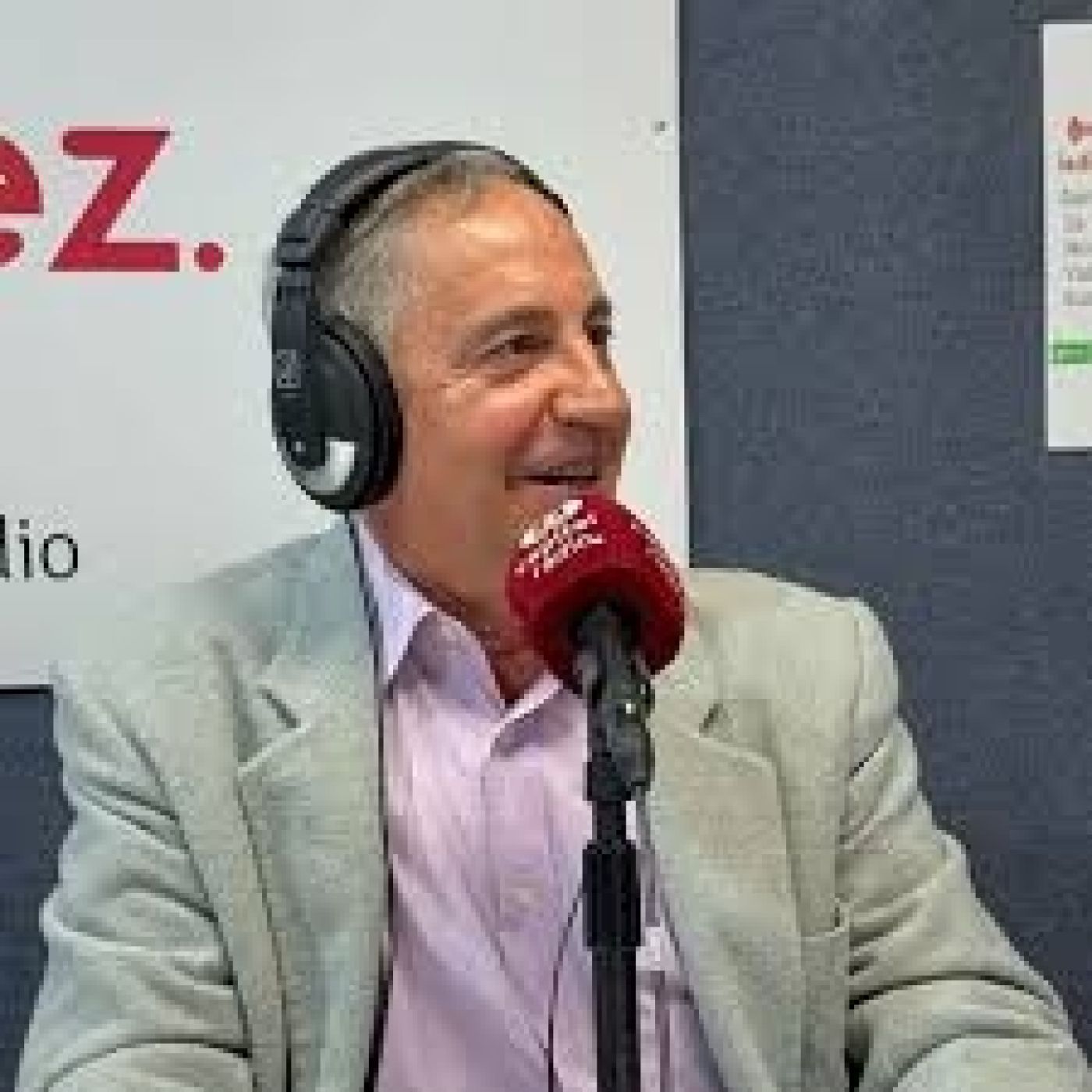 La Diez Capital Radio