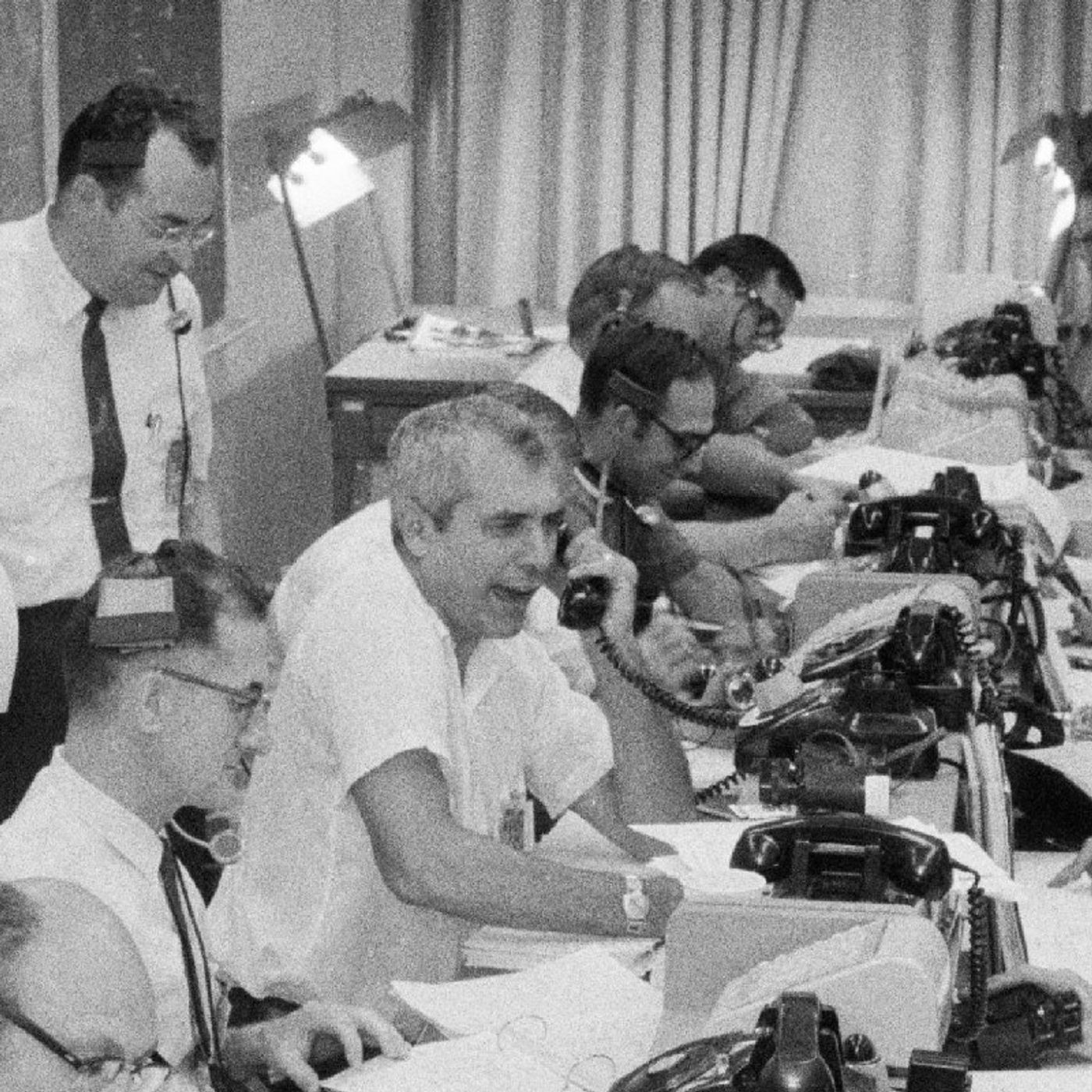 Episode 2152 - The True Conservative - Apollo Wednesday!