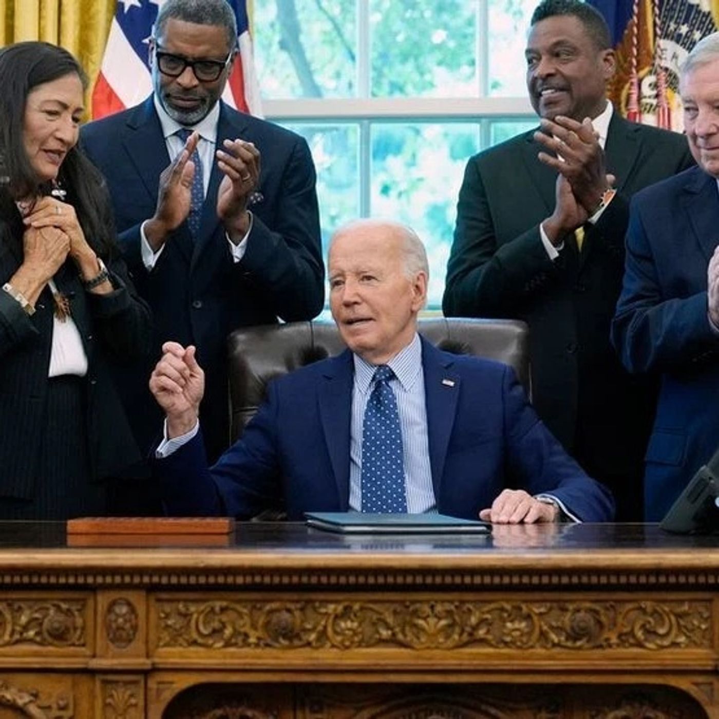 'I have never seen anything like this'_ Sen. Duckworth slams Trump's blockage of housing bill episode artwork