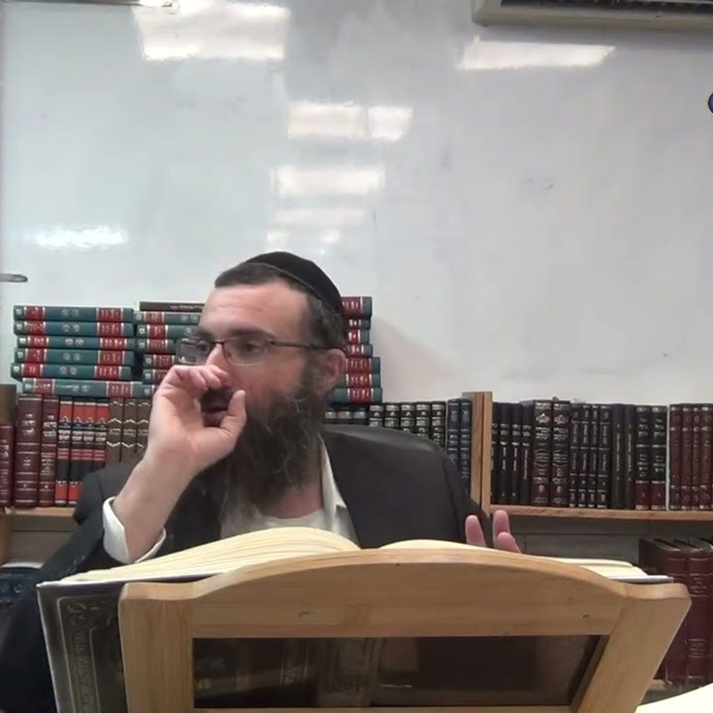 שער הנקודים פ''ח חלק 4 | סוד לבושי ז' מלכים | אוצרות חיים למתחילים | שיעורים והקדמות לחוכמת הקבלה episode artwork