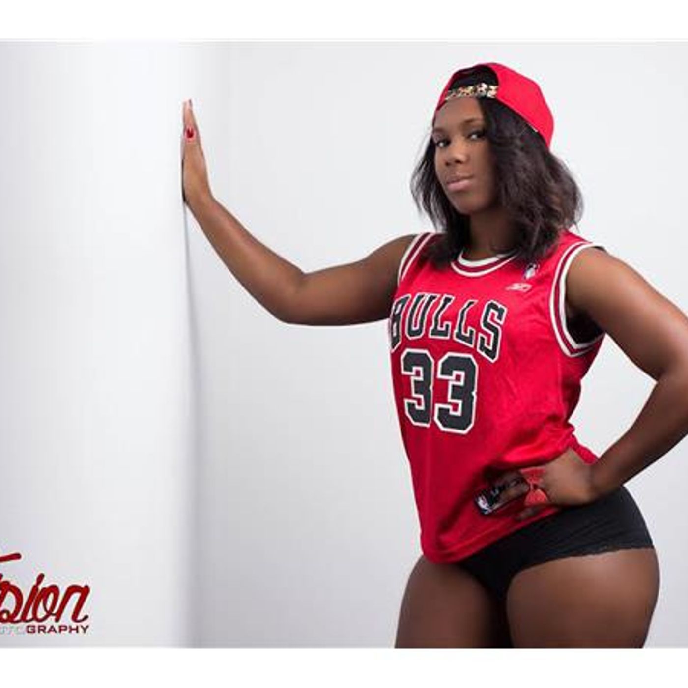 Hot After Dusk Mondays - Model Starr Royal episode artwork