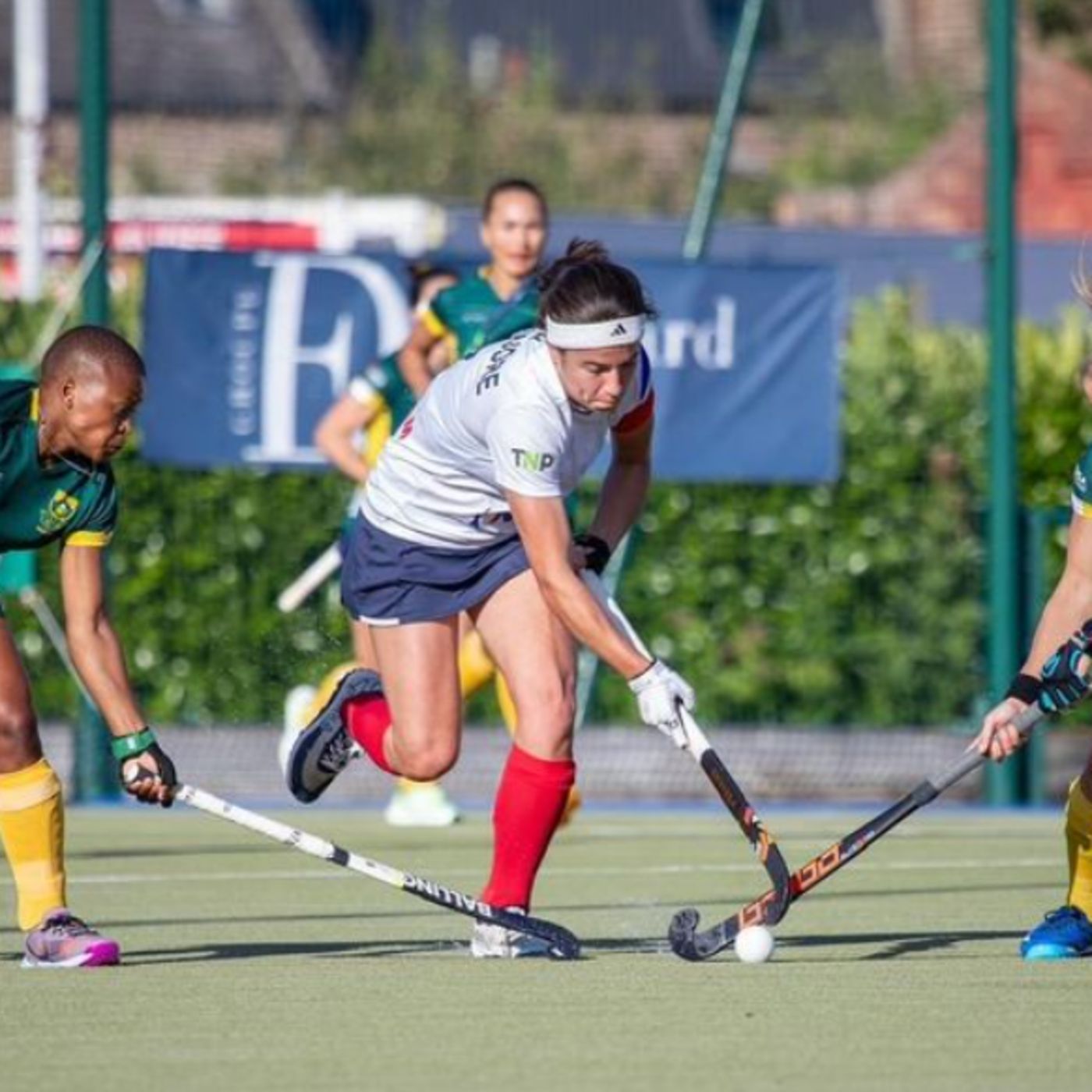 Paola Le Nindre, le hockey dans la peau ! episode artwork