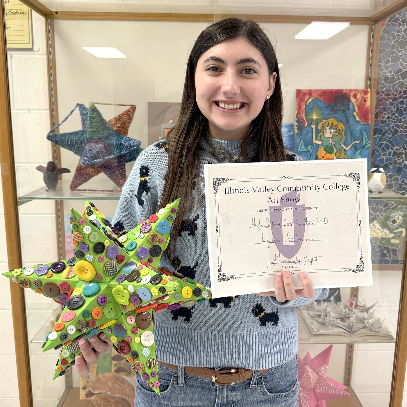 Putnam County High School student receives art show award episode artwork