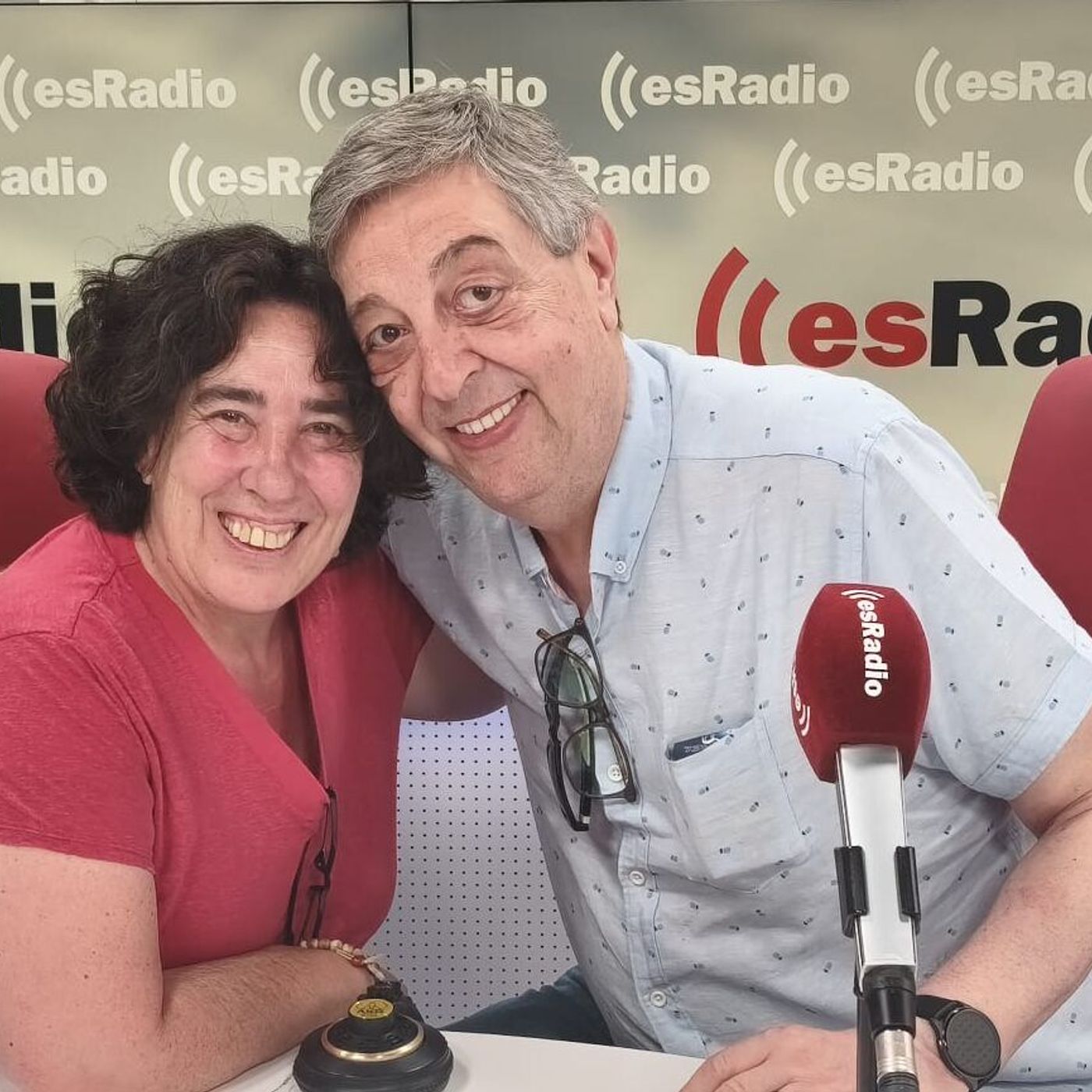 Una Hora Contigo: Arantxa Echevarría, de 'La infiltrada' a 'Cada día nace un listo' episode artwork