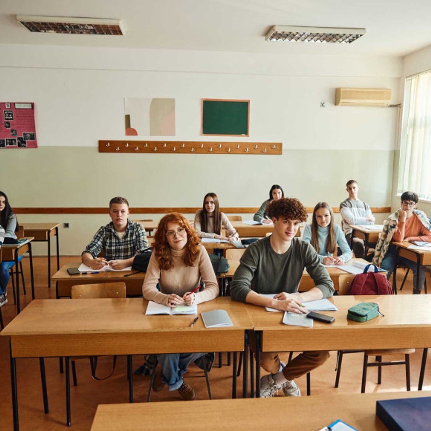 Voto e valutazione degli studenti: cosa cambia a scuola dal 10 ottobre episode artwork